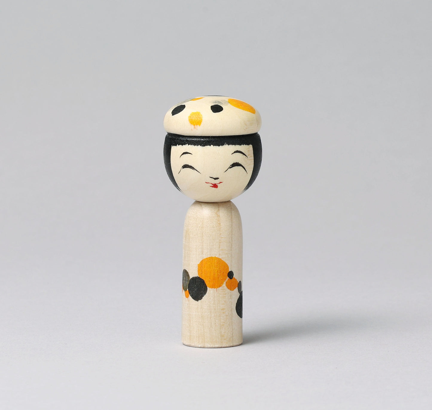 KOYAMA, Yoshimi 小山芳美工人 | Boushi-hat kokeshi doll 帽子こけし | Togatta style 遠刈田系 | 7.5cm in height