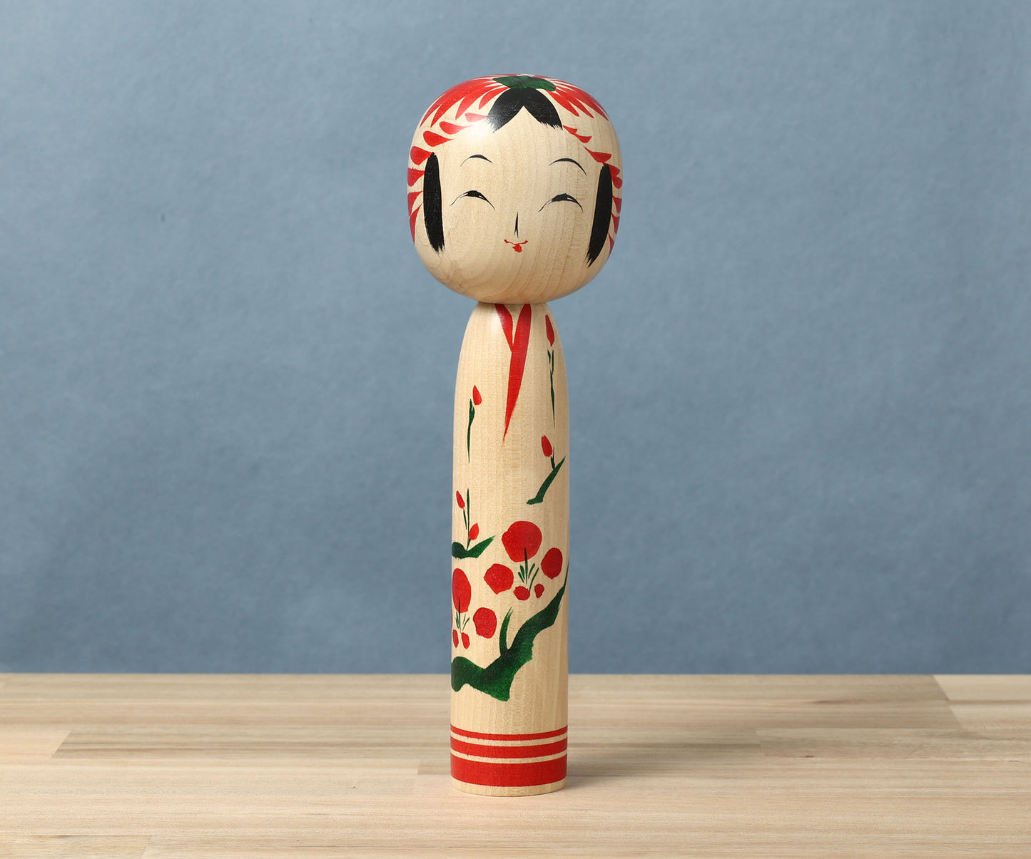 Togatta style kokeshi doll | KOYAMA, Yoshimi 小山芳美工人 | 遠刈田こけし | Togatta style 遠刈田系 | 24.5cm in height from Japan