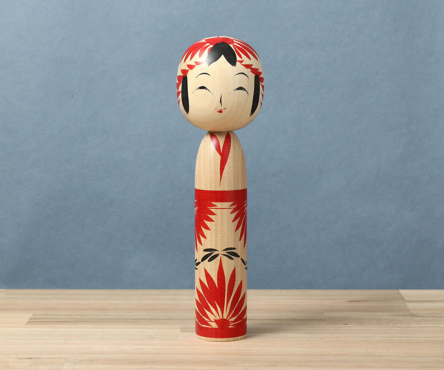 Togatta style kokeshi doll | KOYAMA, Yoshimi 小山芳美工人 | 遠刈田こけし | Togatta style 遠刈田系 | 24.5cm in height from Japan