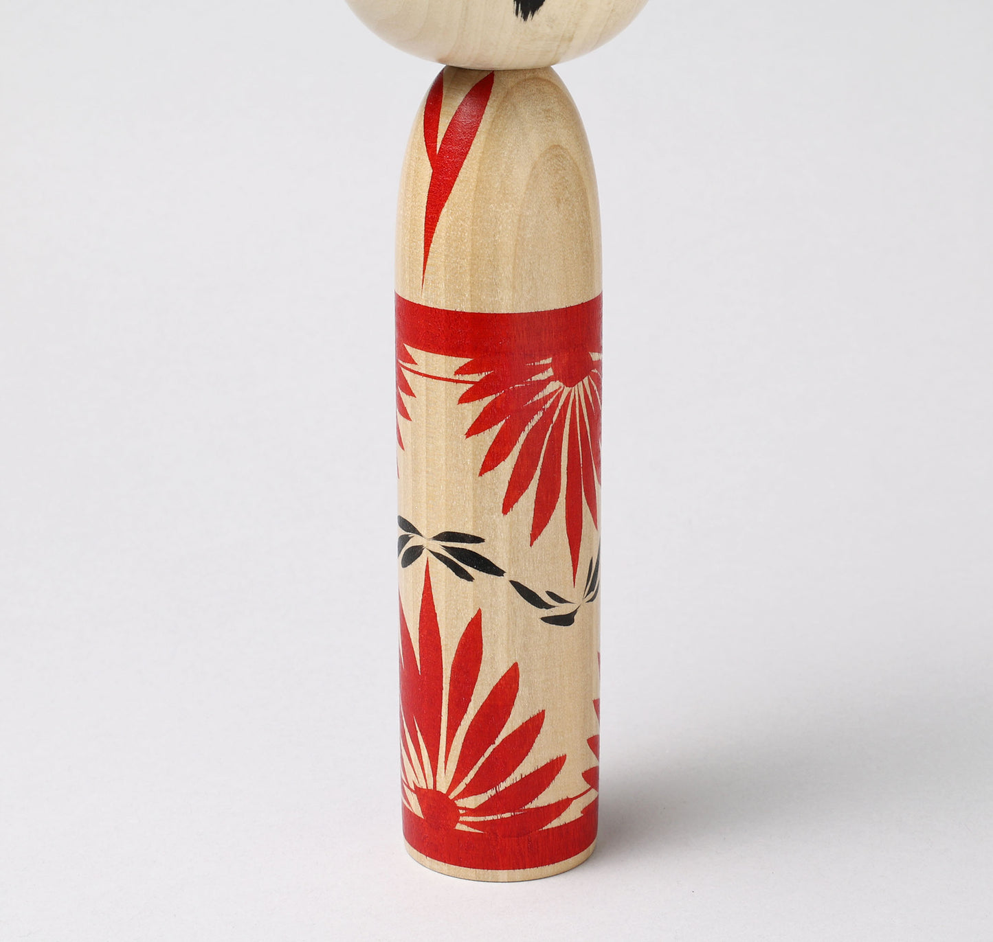 Togatta style kokeshi doll | KOYAMA, Yoshimi 小山芳美工人 | 遠刈田こけし | Togatta style 遠刈田系 | 24.5cm in height from Japan