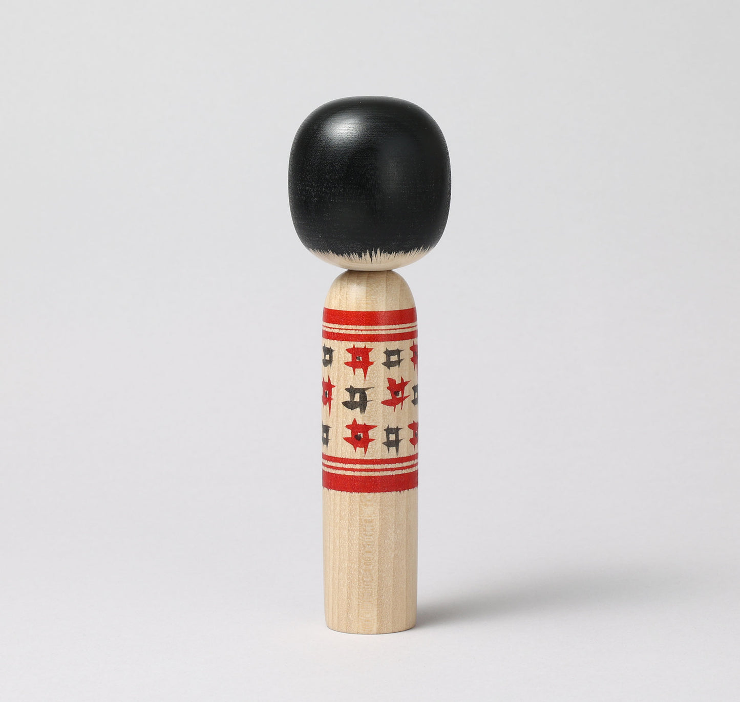 Togatta style kokeshi doll | KOYAMA, Yoshimi 小山芳美工人 | 遠刈田こけし | Togatta style 遠刈田系 | 18.5cm in height from Japan