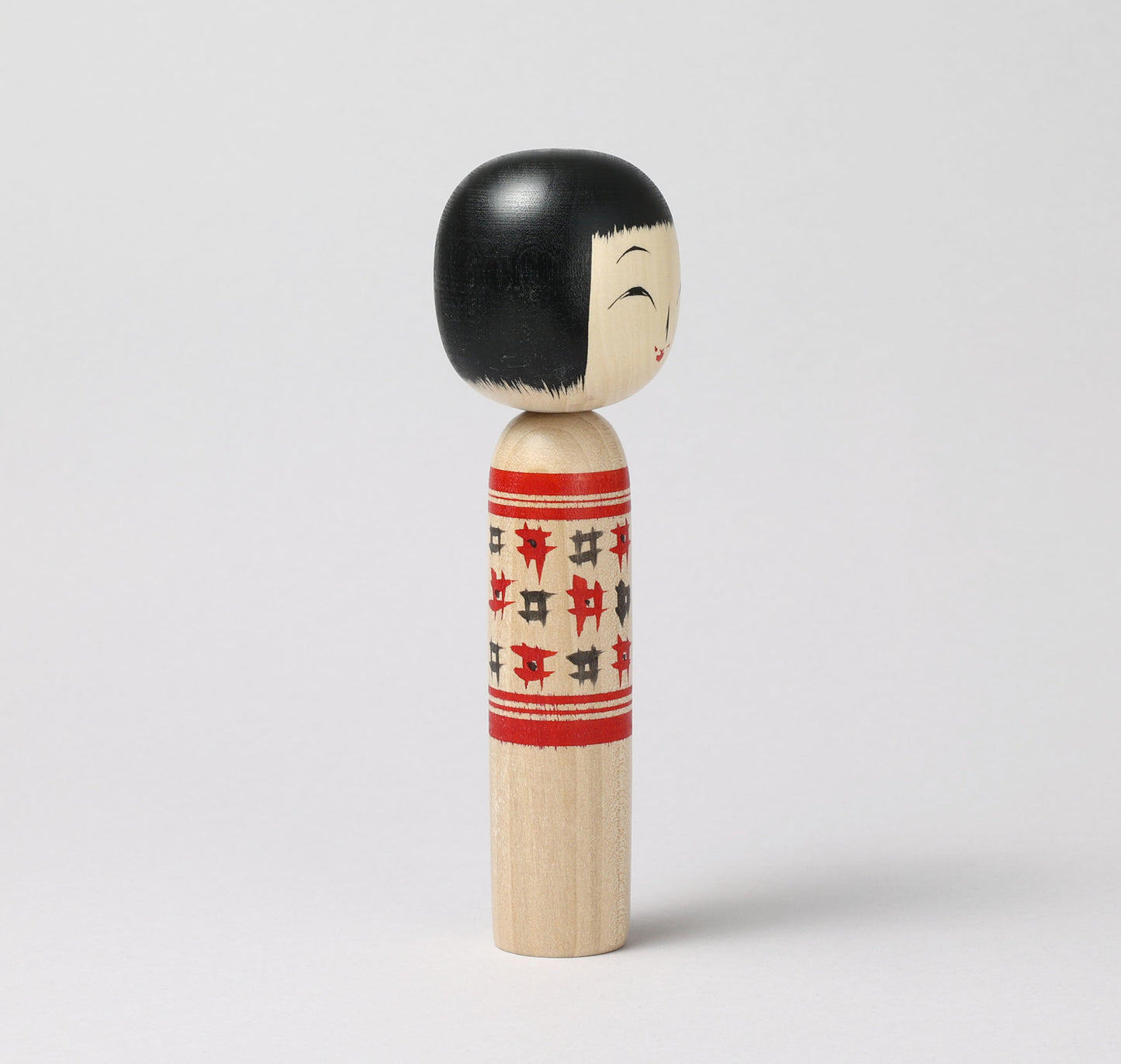 Togatta style kokeshi doll | KOYAMA, Yoshimi 小山芳美工人 | 遠刈田こけし | Togatta style 遠刈田系 | 18.5cm in height from Japan