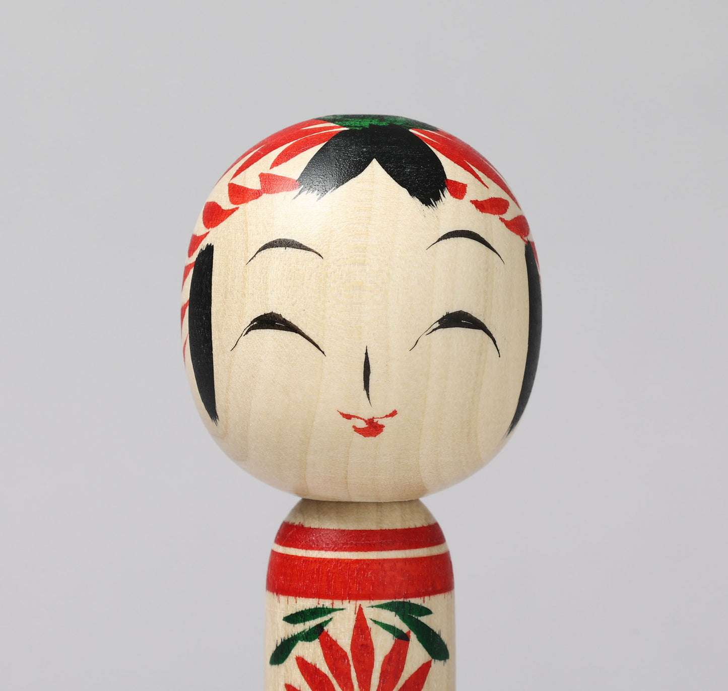 Togatta style kokeshi doll | KOYAMA, Yoshimi 小山芳美工人 | 遠刈田こけし | Togatta style 遠刈田系 | 12.5cm in height from Japan