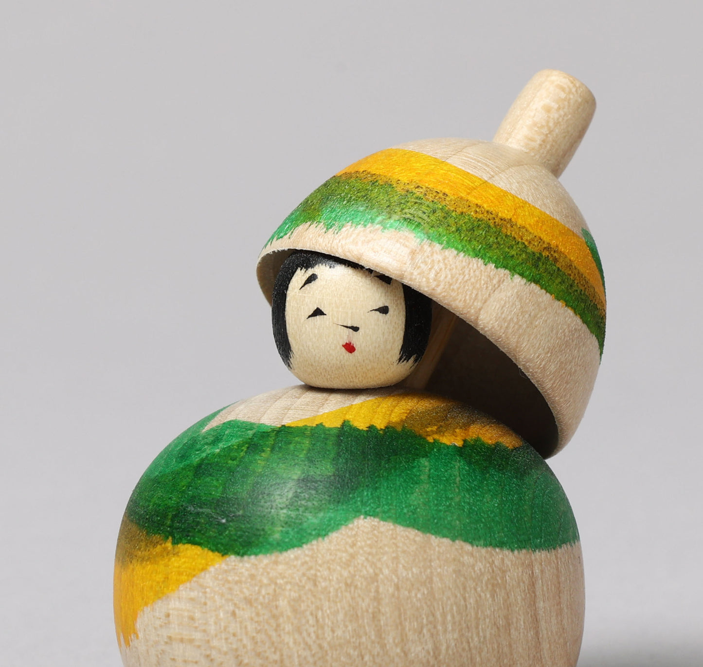 Kasa-umbrella kokeshi doll | KOYAMA, Yoshimi 小山芳美工人 | 傘こけし | Togatta style 遠刈田系 | 6cm in height from Japan