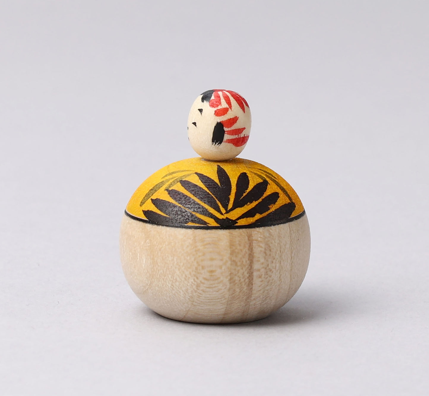 KOYAMA, Yoshimi 小山芳美工人 | Mini Ejiko kokeshi chrysanthemum- えじここけし 菊 | Togatta style 遠刈田