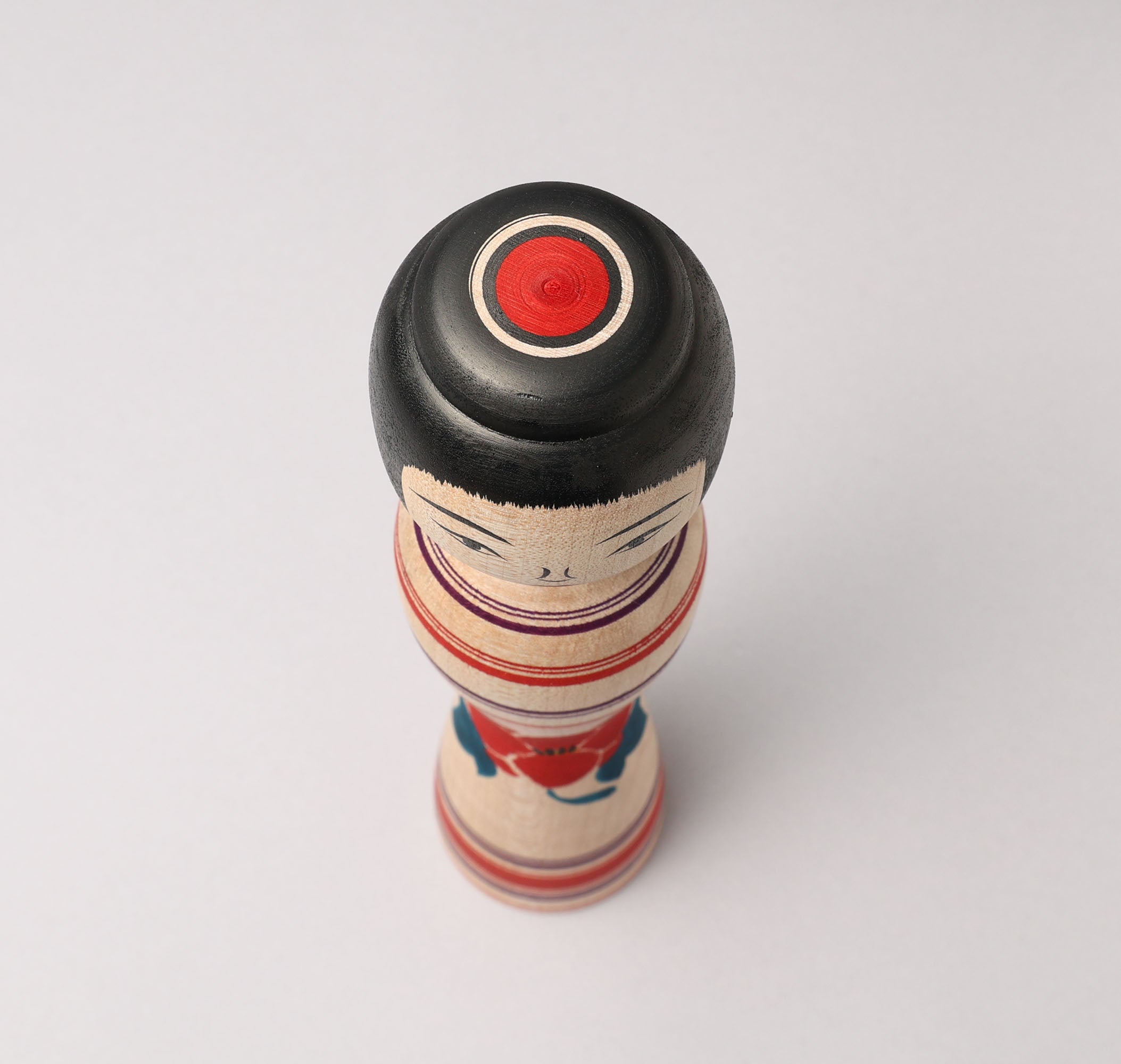 幸兵衛型こけし | 阿保正文工人 | 津軽系 | 高さ24.5cm – Shin Crafts