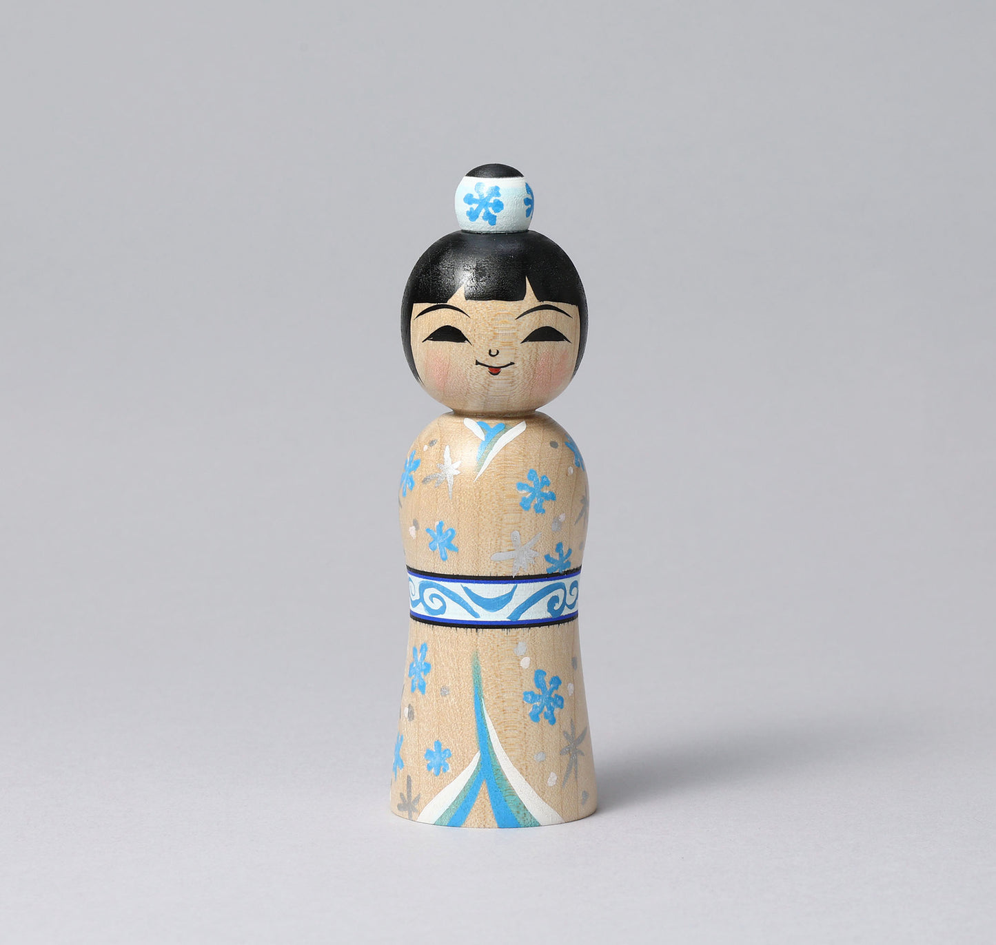 ABO, Masafumi 阿保正文工人 | Yuki kimono kokeshi doll 雪着物こけし | Tsugaru style 津軽系 | 12.5cm in height from Japan