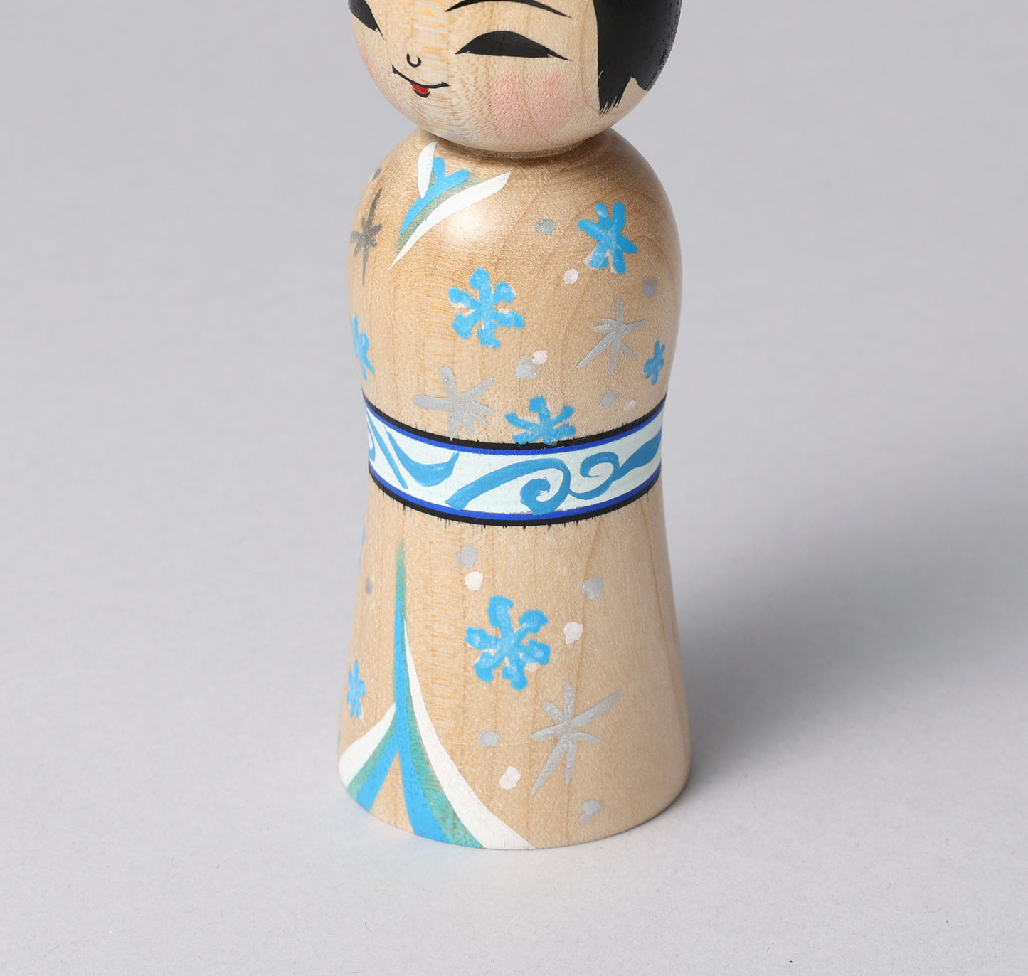 ABO, Masafumi 阿保正文工人 | Yuki kimono kokeshi doll 雪着物こけし | Tsugaru style 津軽系 | 12.5cm in height from Japan