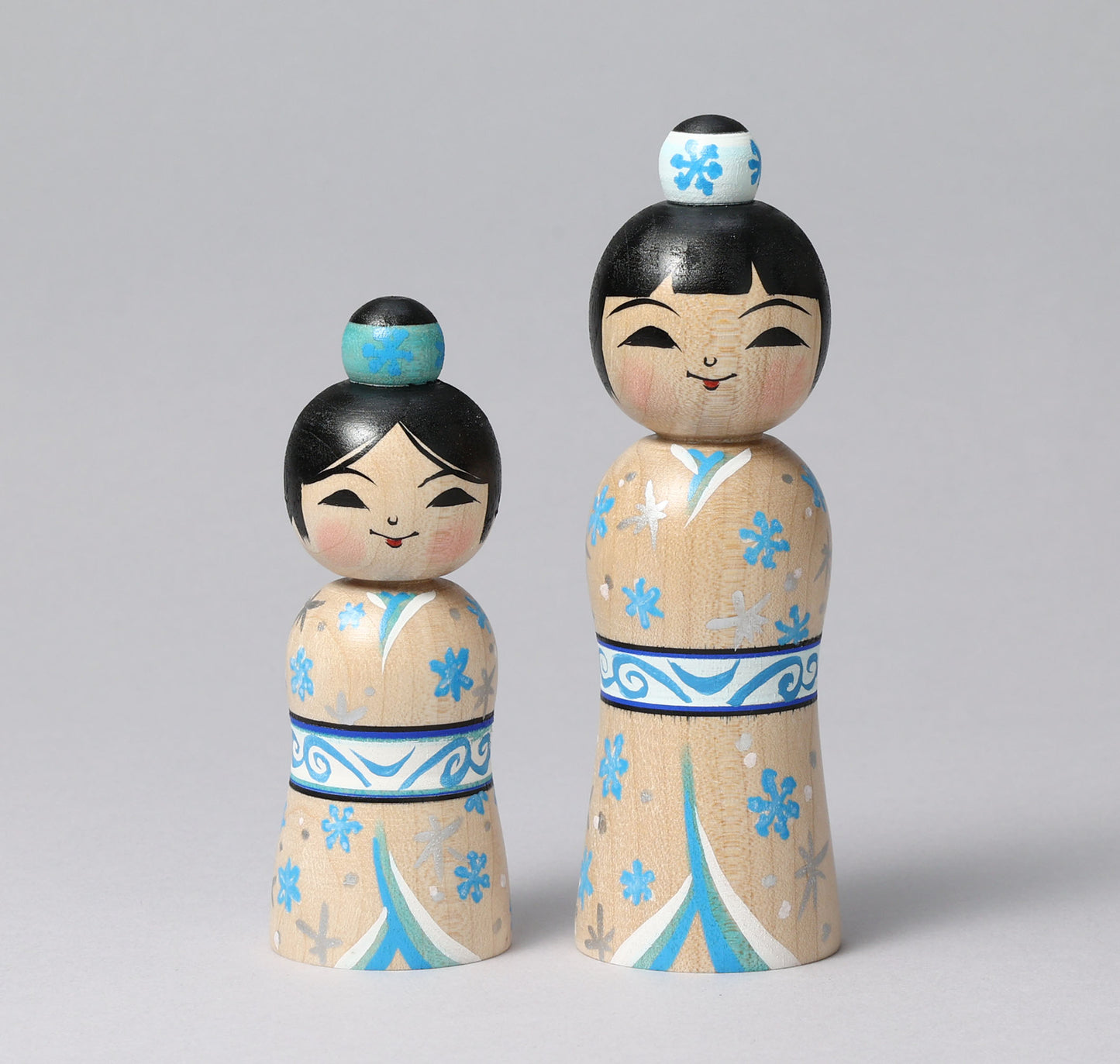 ABO, Masafumi 阿保正文工人 | Yuki kimono kokeshi doll 雪着物こけし | Tsugaru style 津軽系 | 12.5cm in height from Japan