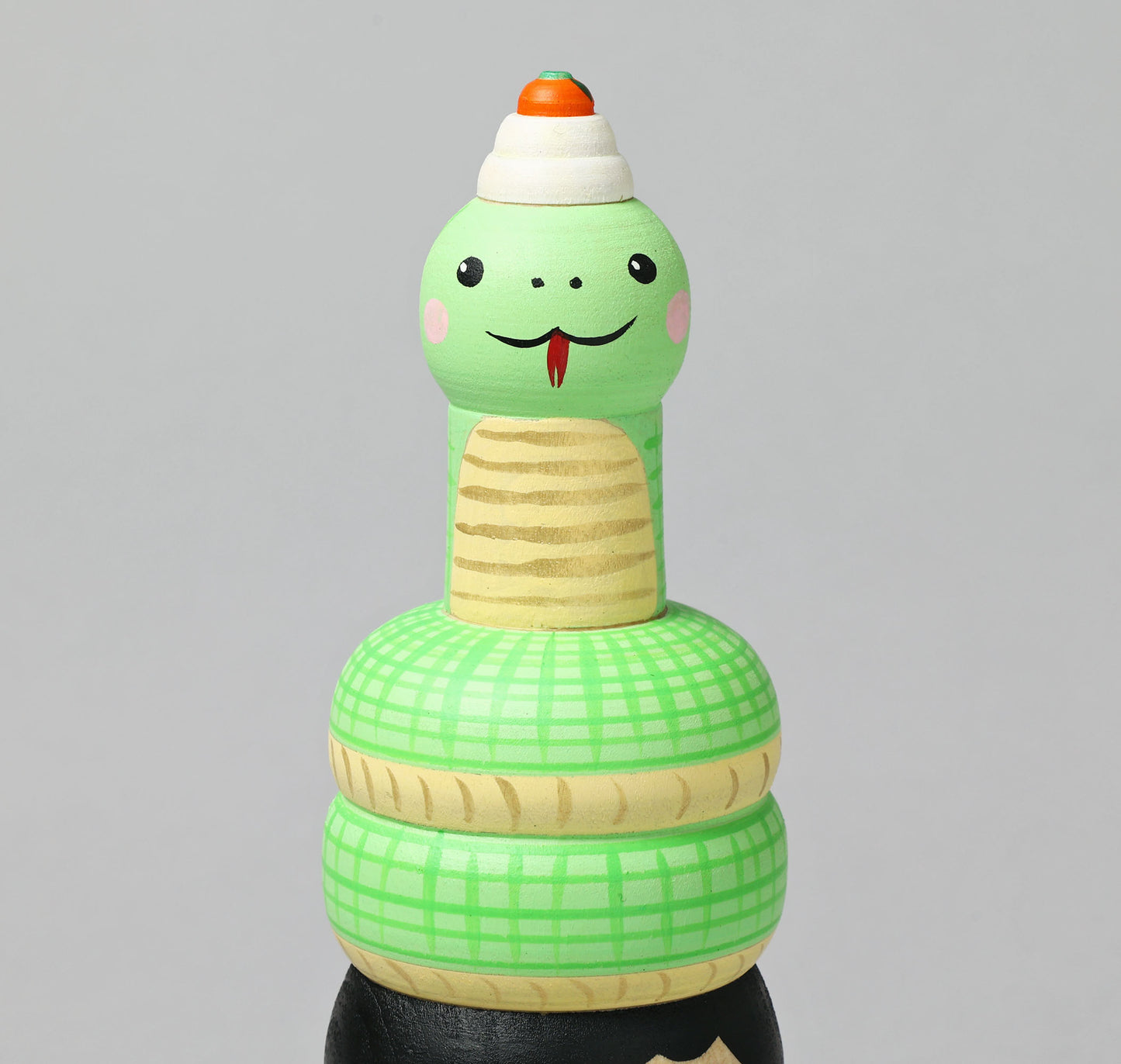 New Year kokeshi doll 'zodiac animal kagamimochi' | HIRAGA, Teruyuki 平賀輝幸 | 干支鏡餅こけし | Sakunami style 作並系 | 20cm in height