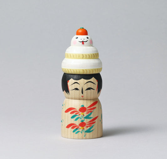 a-New Year kokeshi doll 'zodiac animal kagamimochi' | HIRAGA, Teruyuki 平賀輝幸 | 干支 鏡餅こけし | Sakunami style 作並系 | 12cm in height