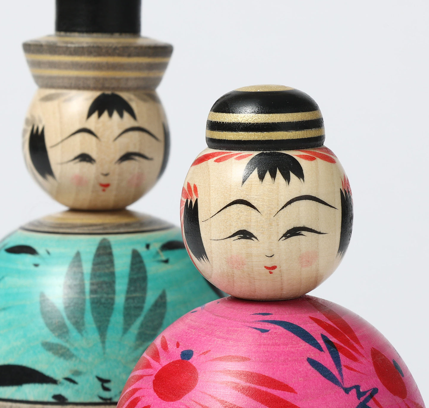 Hina kokeshi doll 雛こけし| HIRAGA, Teruyuki 平賀輝幸 | Sakunami style 作並系 | 17.5cm in height