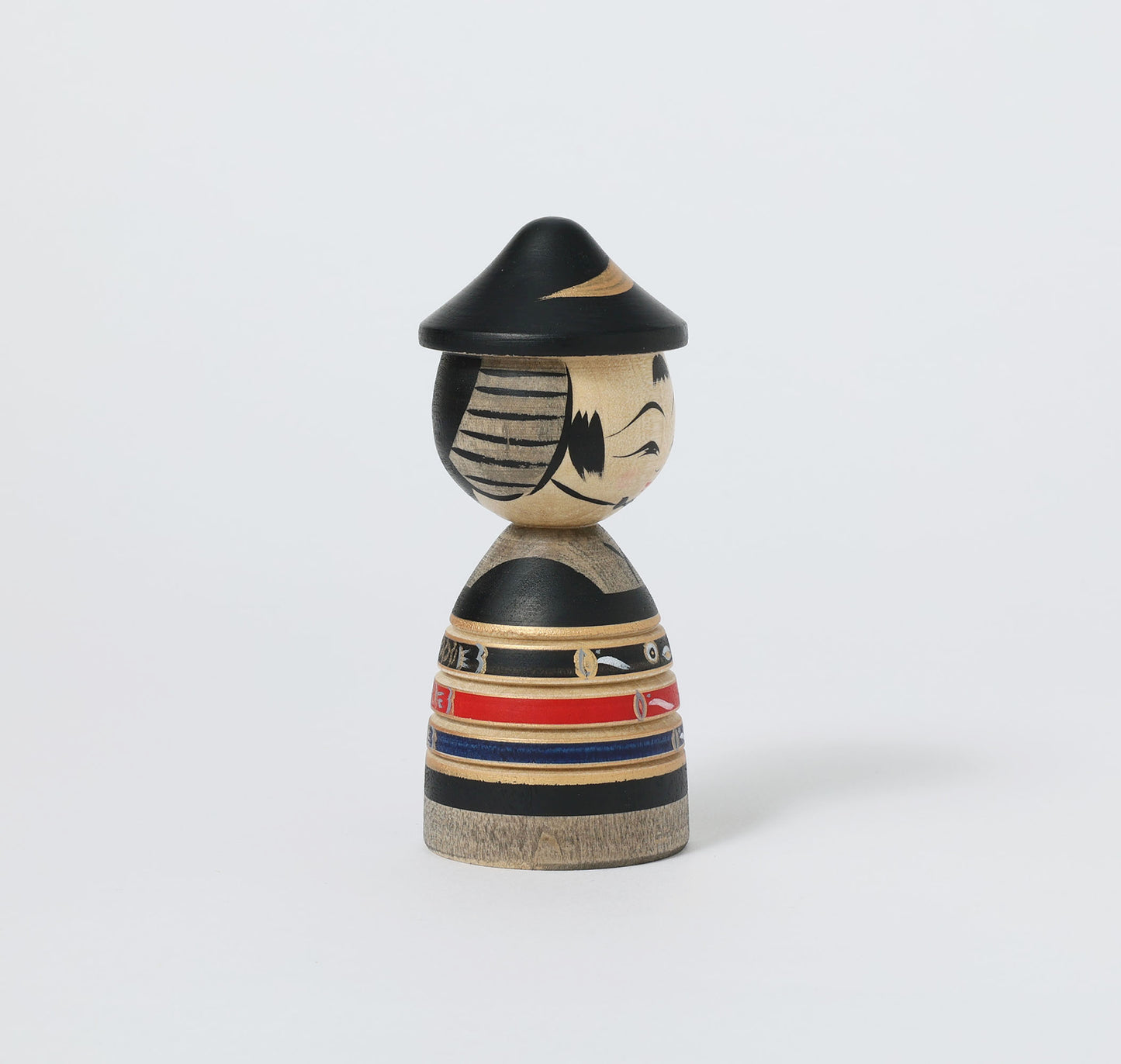 【兜こいのぼりこけし】Koinobori kokeshi with Samurai helmet | Teruyuki HIRAGA | Sakunami style | 11.5cm in height // 作並系 平賀輝幸工人, 高さ11.5cm