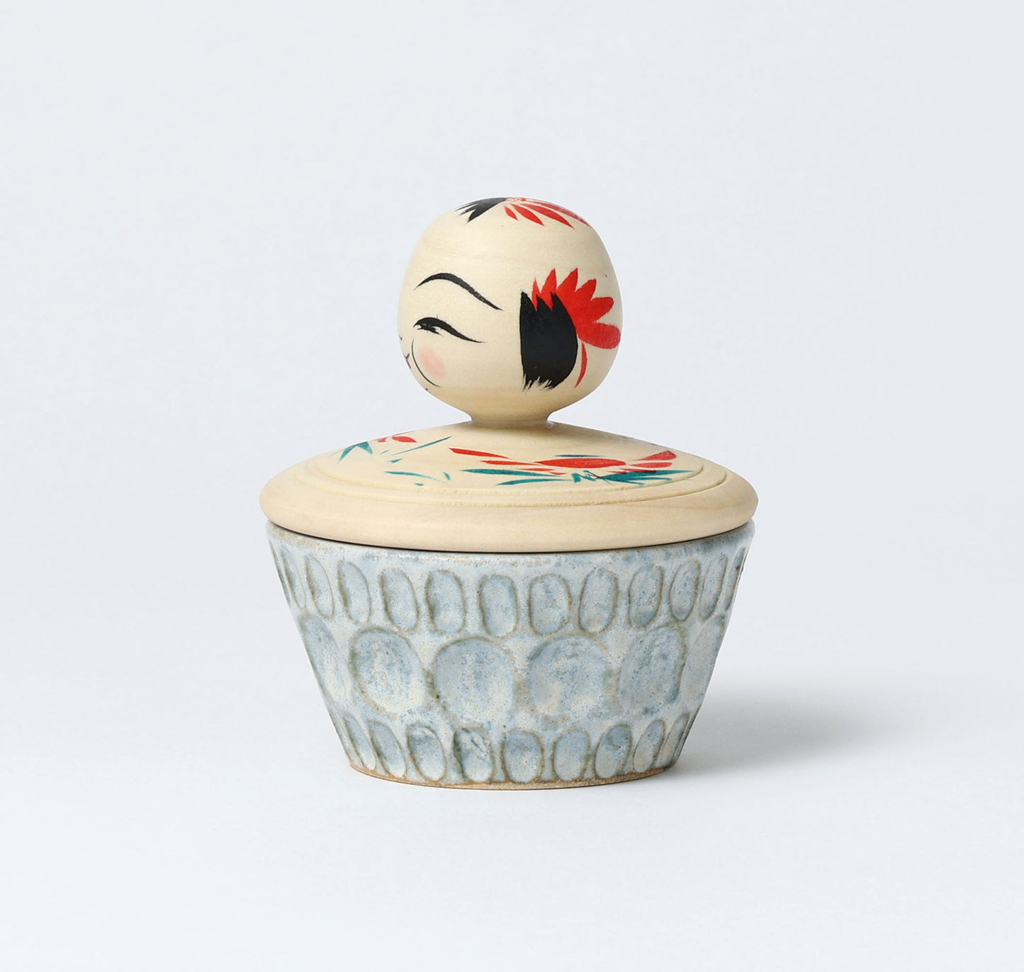 HIRAGA, Teruyuki 平賀輝幸工人 | kokeshi lid with pottery こけし蓋の器 |  Sakunami style 作並系 | 9cm in height