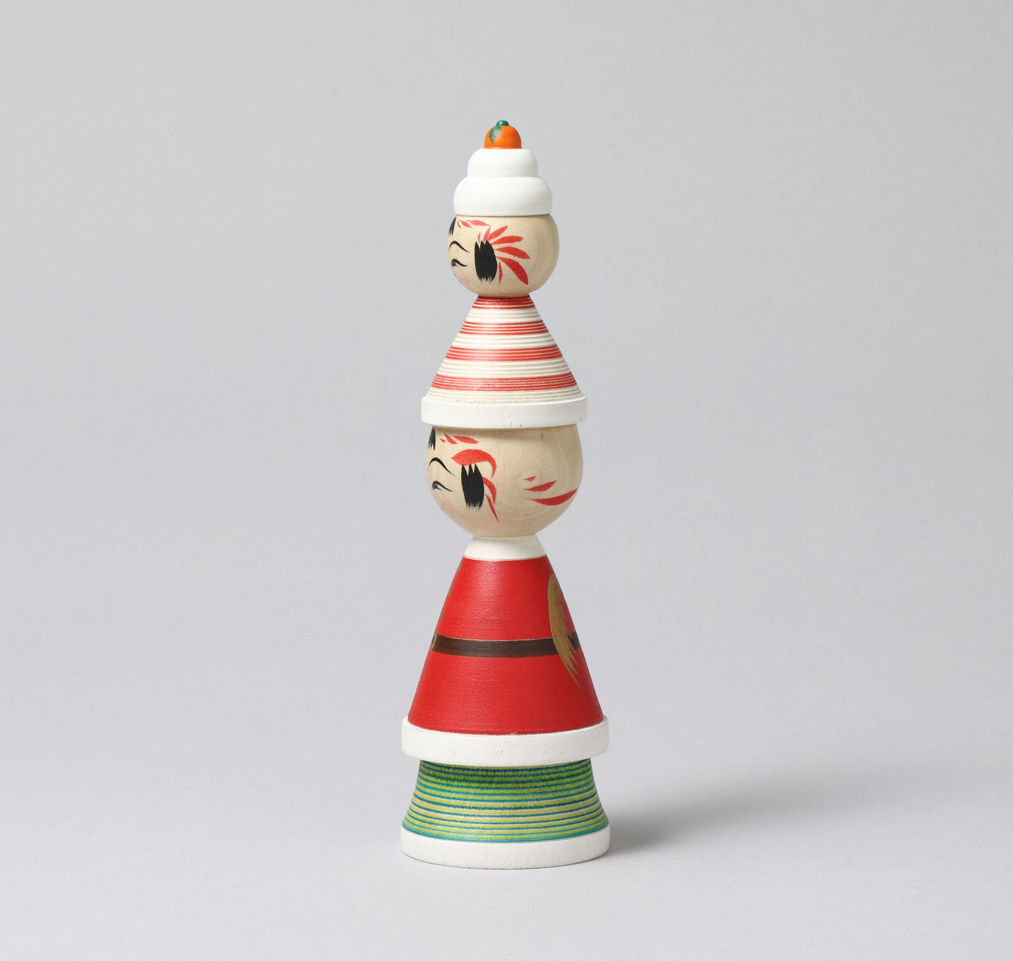 Christmas kokeshi doll 'Santa Claus and kagamimochi' | HIRAGA, Teruyuki 平賀輝幸 | クリスマスとお正月 | Sakunami style 作並系 | 20cm in height