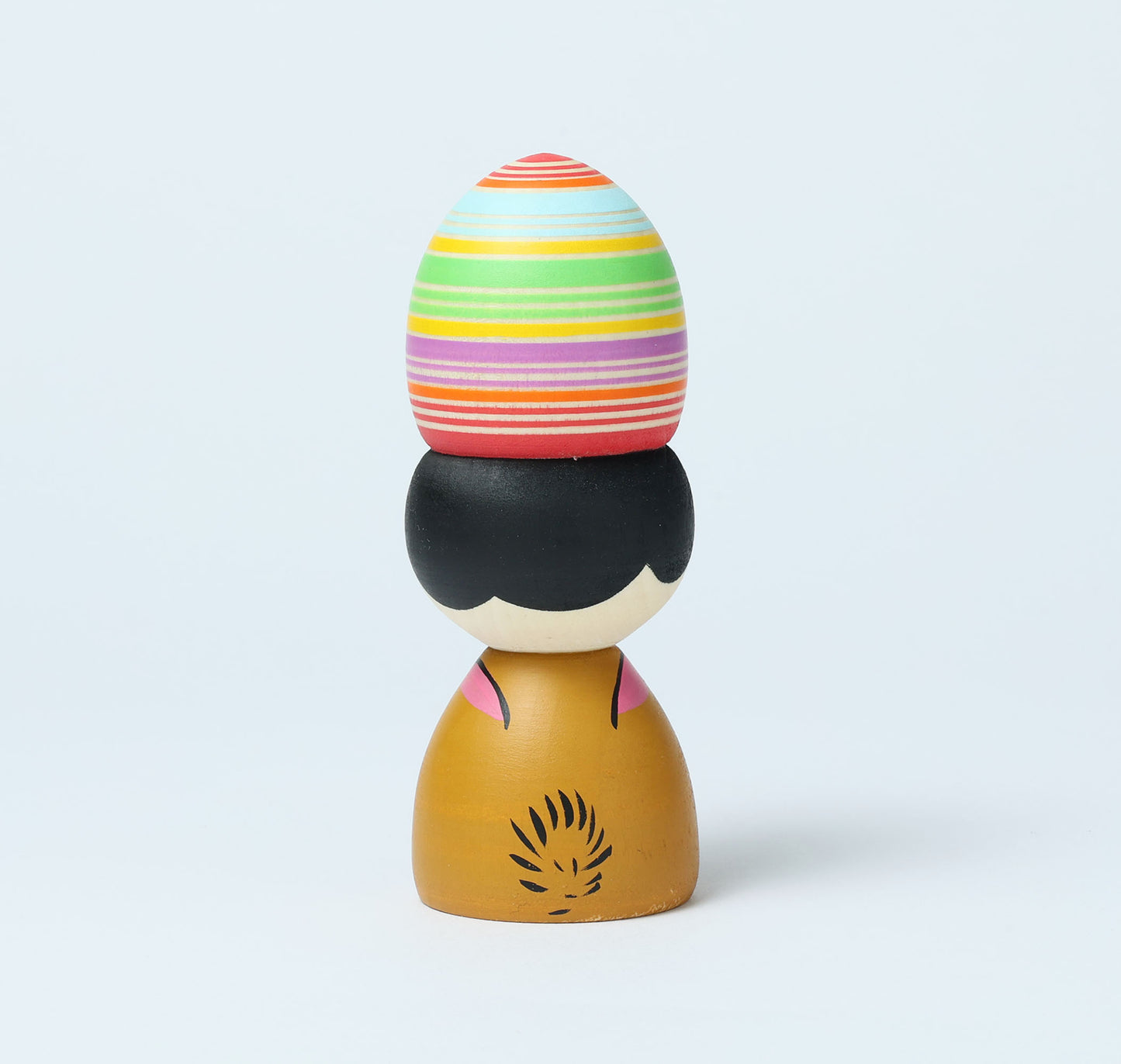 Easter themed kokeshi doll イースターこけし |  HIRAGA, Teruyuki 平賀輝幸工人 |  Sakunami style 作並系 | 13.3cm in height