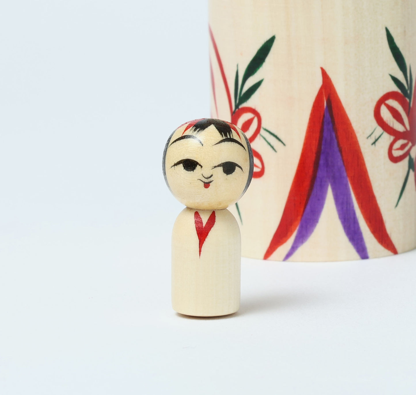 Komori-Babysitting kokeshi doll 子守りこけし | KANO Hiroshi 加納博工人 | Sakunami style 作並系 | 15cm in height