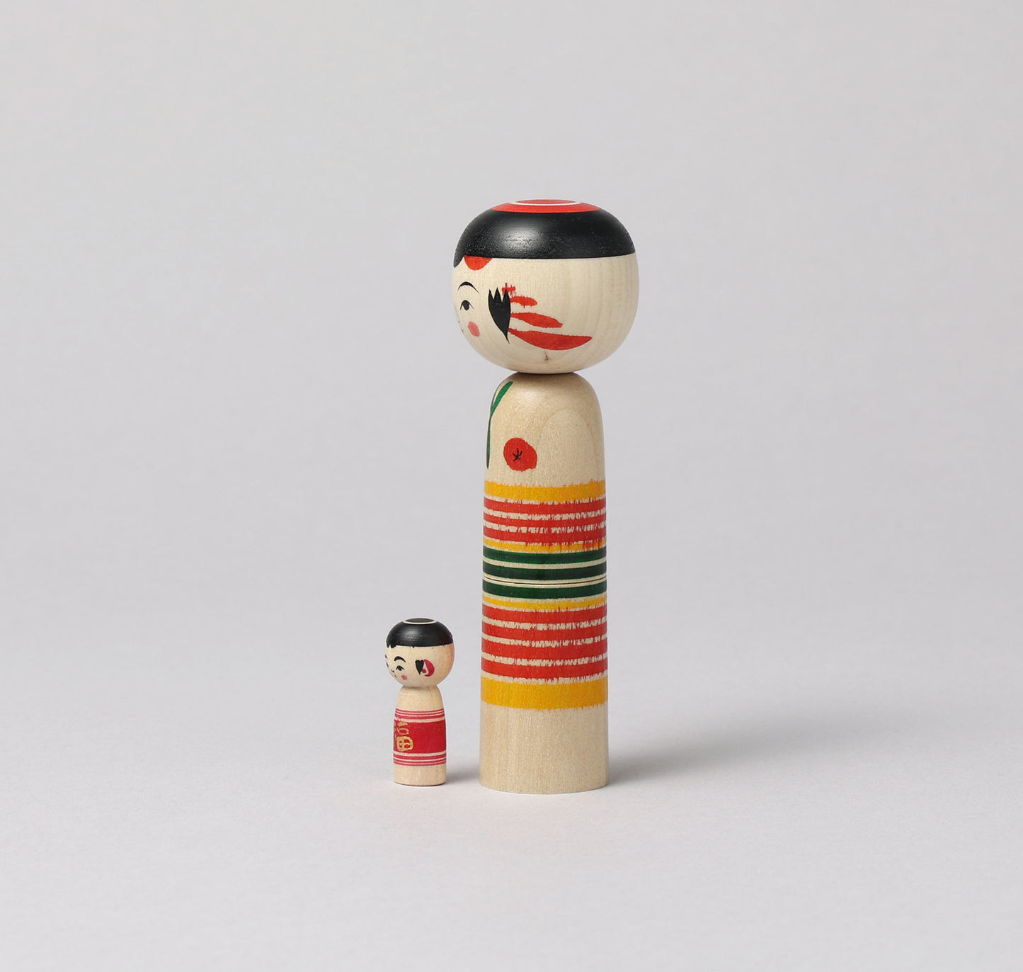 SATO, Hideyuki 佐藤英之工人 | Ireko-nesting kokeshi- 入れ子こけし | Yajiro style 弥治郎系