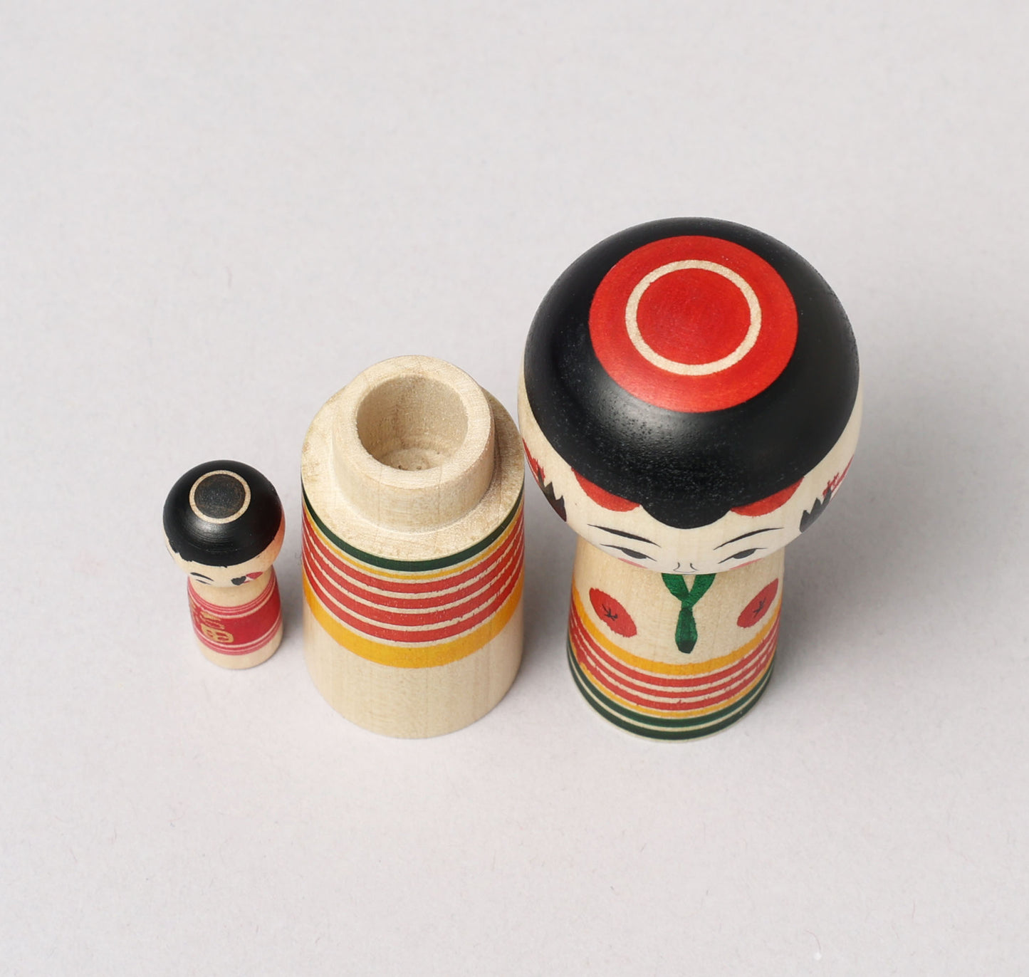 SATO, Hideyuki 佐藤英之工人 | Ireko-nesting kokeshi- 入れ子こけし | Yajiro style 弥治郎系