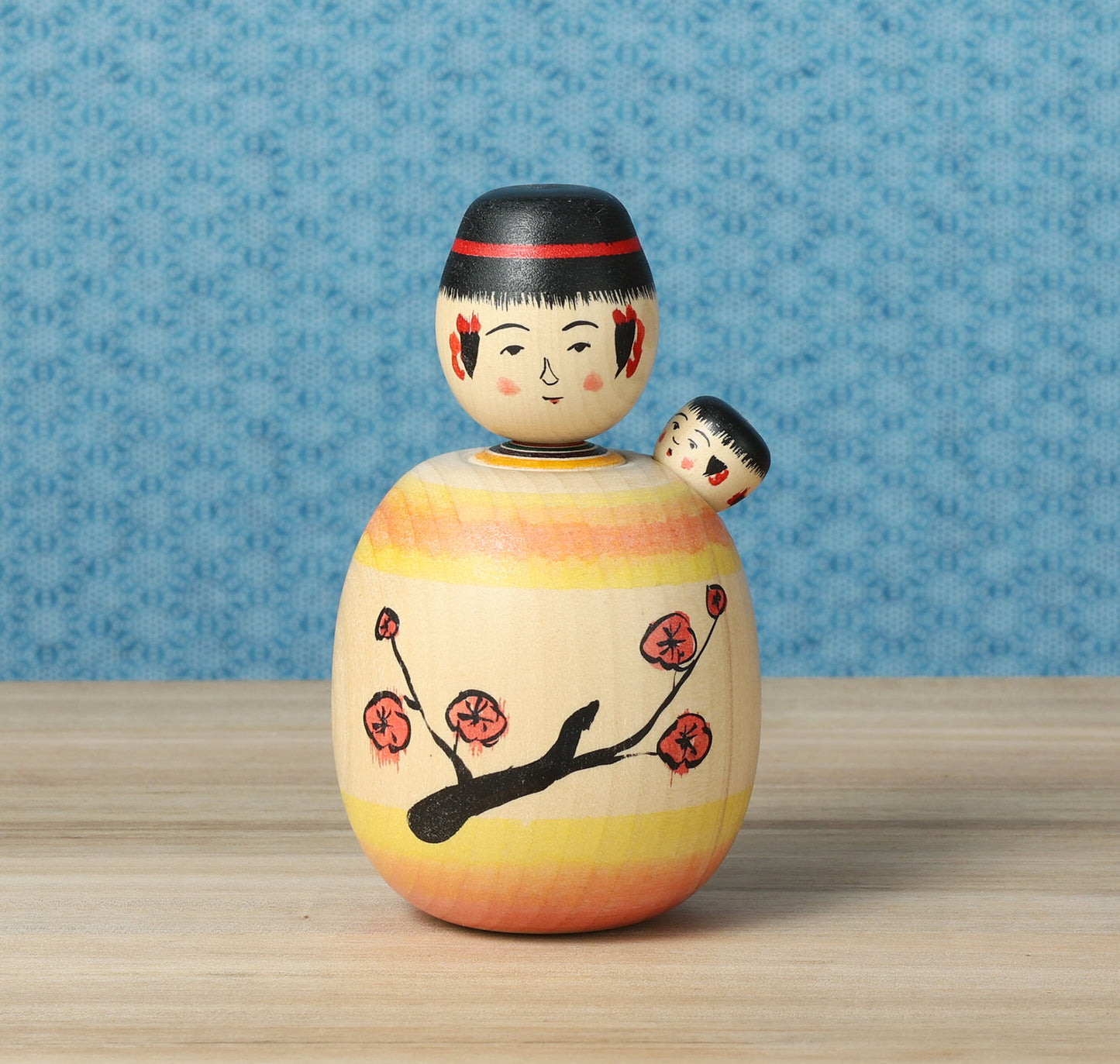 子守りこけし | 佐藤誠孝工人 | 弥治郎系 |高さ11.5cm
