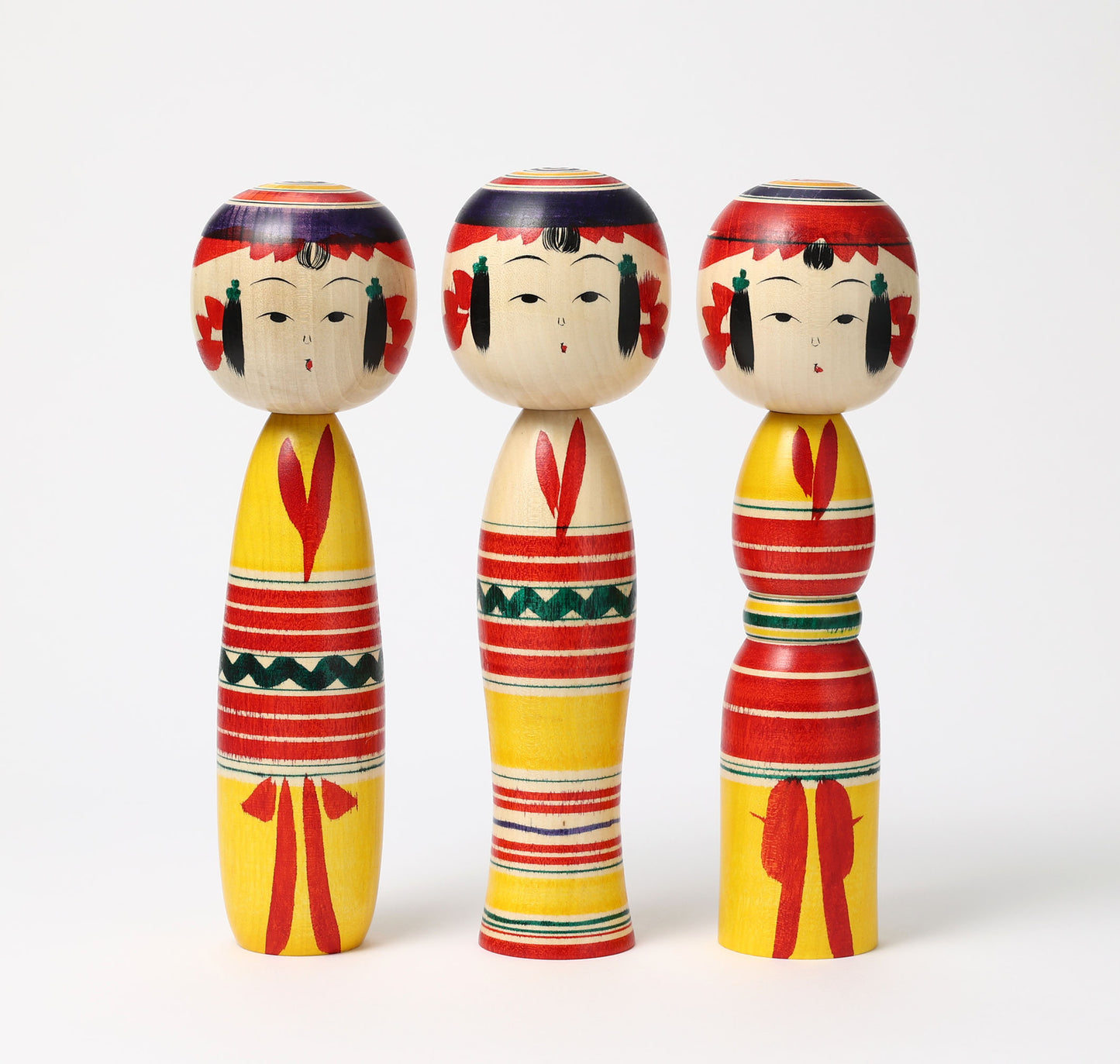 IKEUCHI, Shione 池内潮音工人 | Dento-traditional style kokeshi doll 伝統こけし | Yajiro style 弥治郎系 | 25cm in height