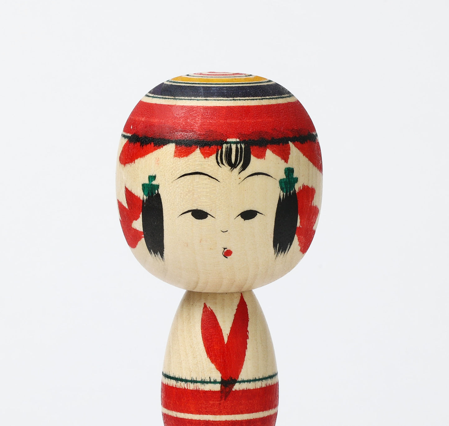 IKEUCHI, Shione 池内潮音工人 | Dento-traditional style kokeshi doll 伝統こけし | Yajiro style 弥治郎系 | 18cm in height