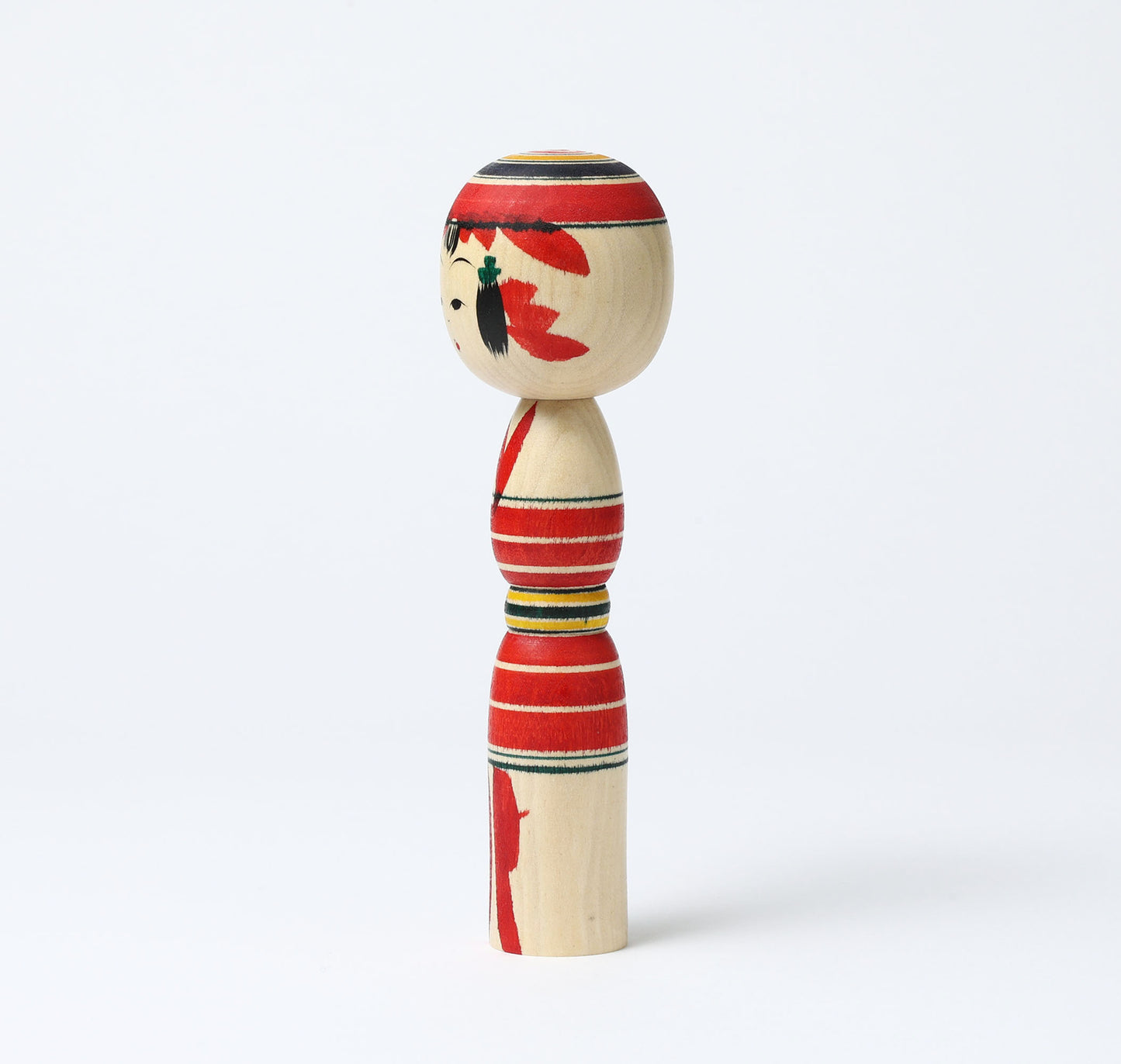 IKEUCHI, Shione 池内潮音工人 | Dento-traditional style kokeshi doll 伝統こけし | Yajiro style 弥治郎系 | 18cm in height