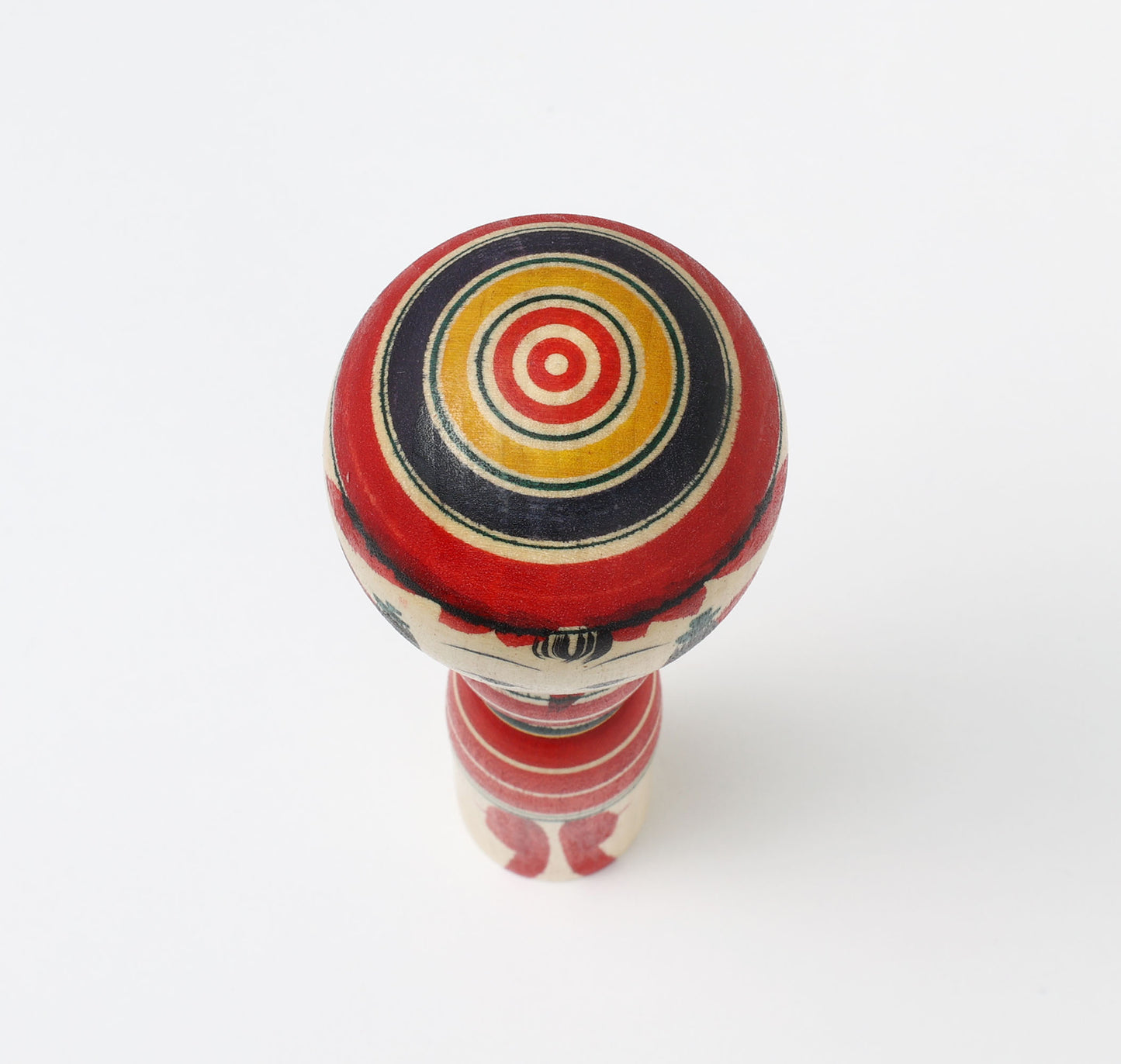 IKEUCHI, Shione 池内潮音工人 | Dento-traditional style kokeshi doll 伝統こけし | Yajiro style 弥治郎系 | 18cm in height