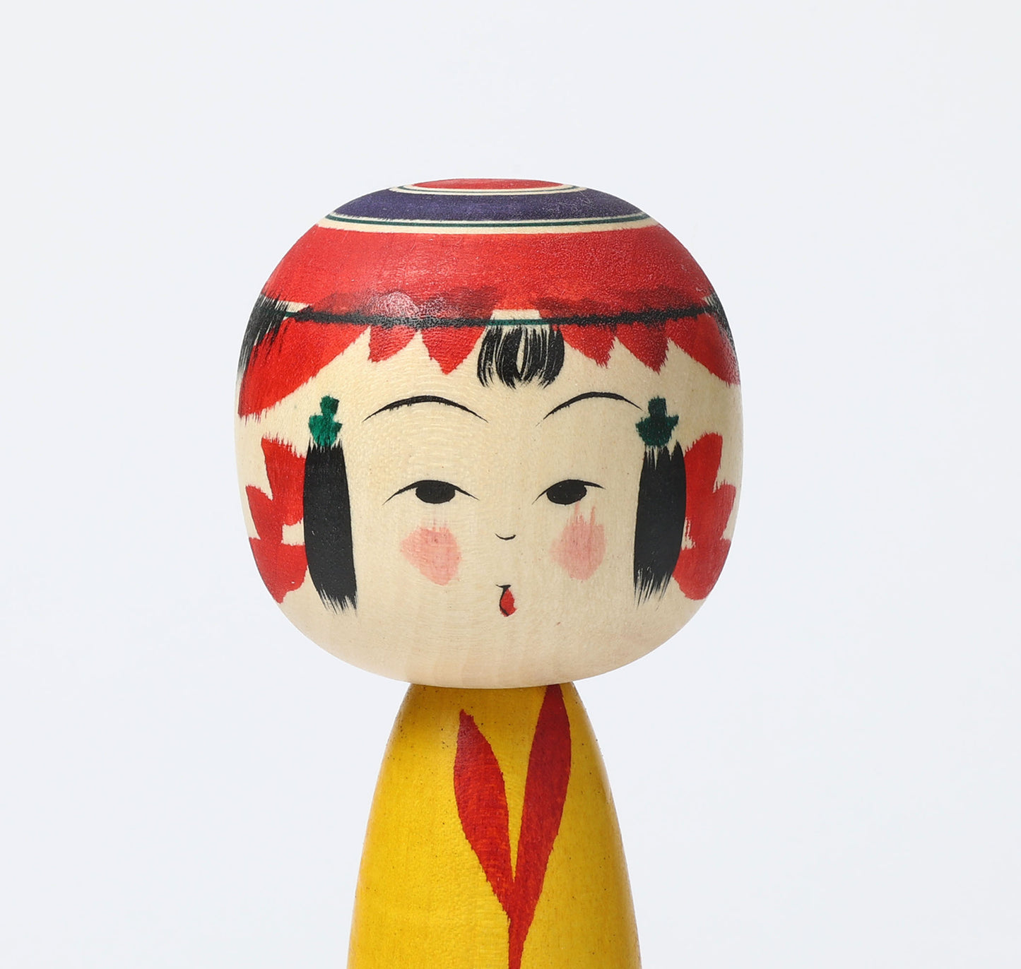 IKEUCHI, Shione 池内潮音工人 | Dento-traditional style kokeshi doll 伝統こけし | Yajiro style 弥治郎系 | 18cm in height