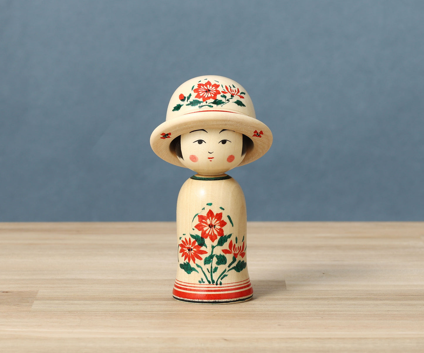 YOSHIDA,Katsunori 吉田勝範工人 |  Boushi -hat kokeshi doll 帽子こけし | Naruko style 鳴子系 | 11cm in height