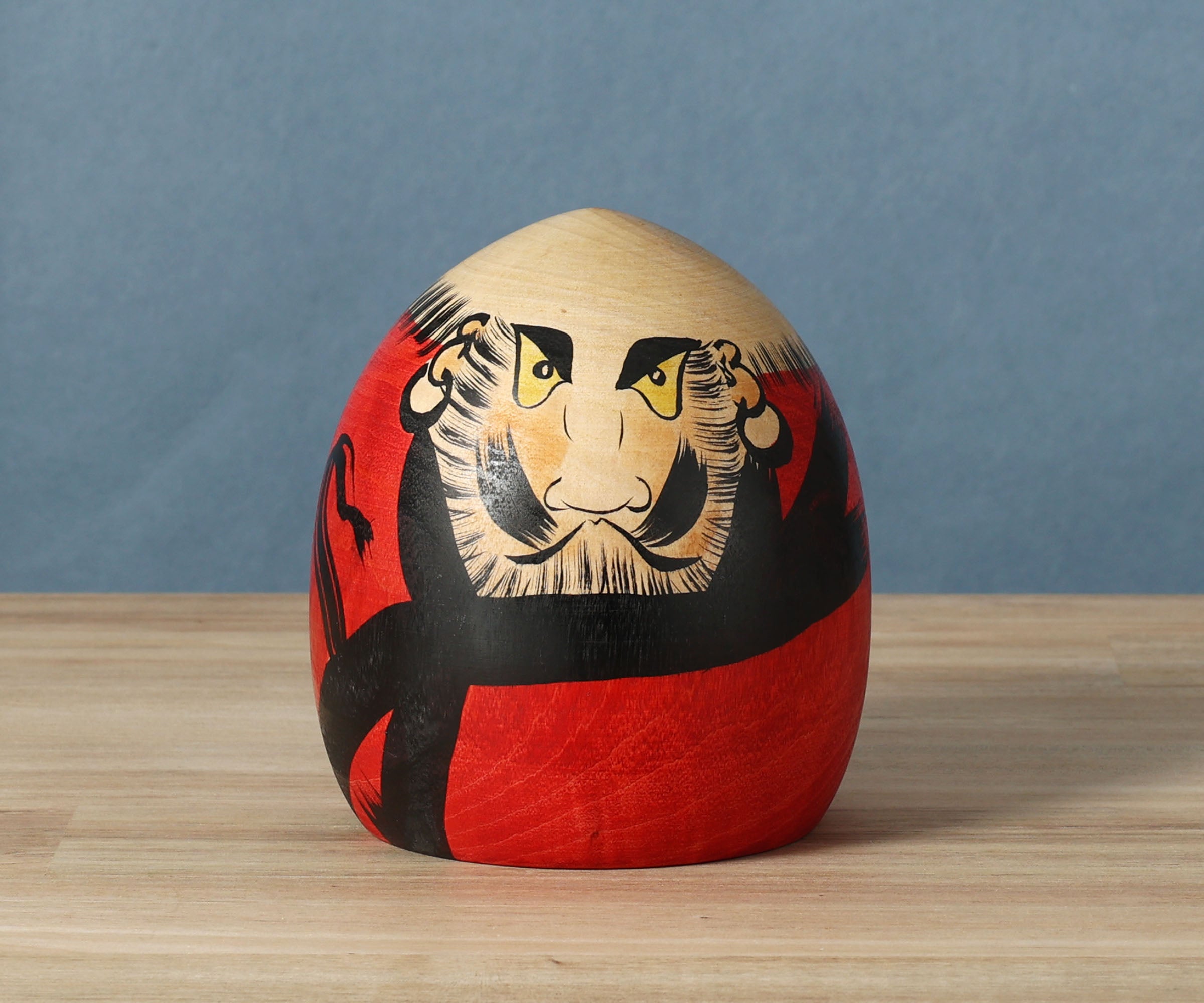 木製彫刻 卵型のデザイン　だるま　ビンテージ　コットン　アンティーク　Japan Daruma kokeshi dolls | だるまこけし – Shin Crafts