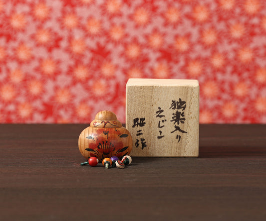 Vintage ejiko kokeshi with spinning tops  えじここけし, by SUZUKI, Shoji (1927-2015) 鈴木昭二工人 | Sakunami style 作並系