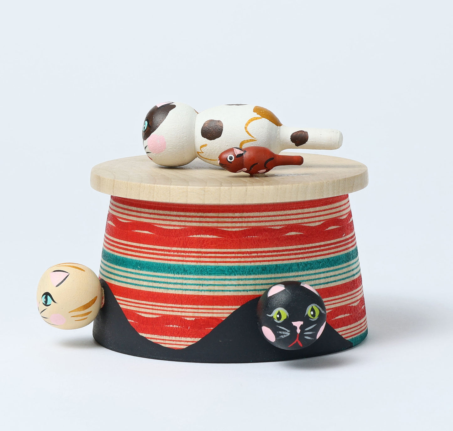 Kotatsu neko ejiko kokeshi doll-1 こたつ猫えじこ |  HIRAGA, Teruyuki 平賀輝幸工人 | 9cm in height