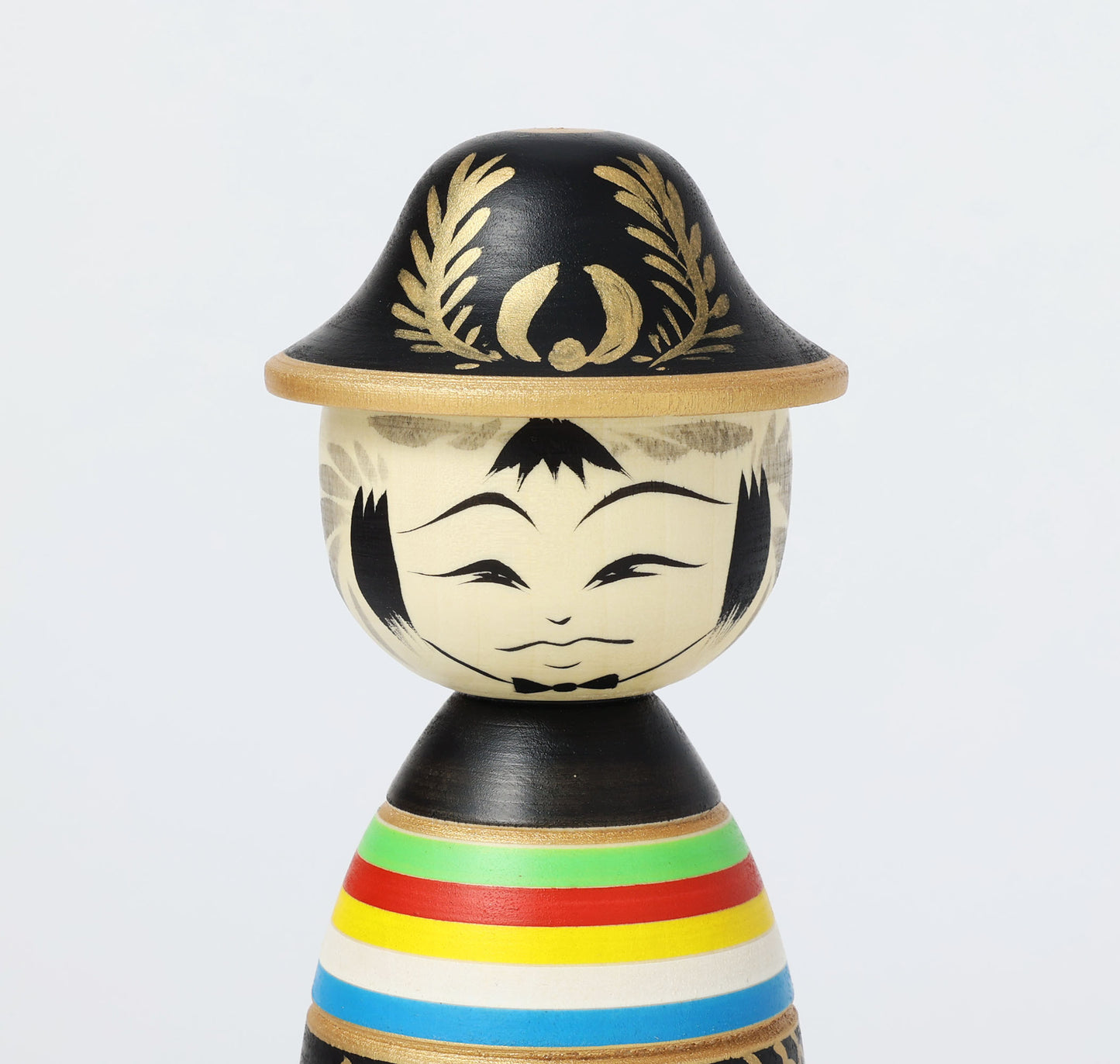 【兜こいのぼりこけし】Koinobori kokeshi with Samurai helmet | Teruyuki HIRAGA | Sakunami style | 19.5cm in height // 作並系 平賀輝幸工人, 高さ19.5cm
