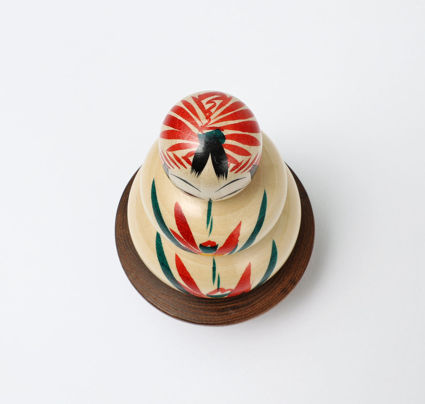 Kagamimochi kokeshi doll on a plate-05 | HAYASAKA, Masahiro | 10cm in height