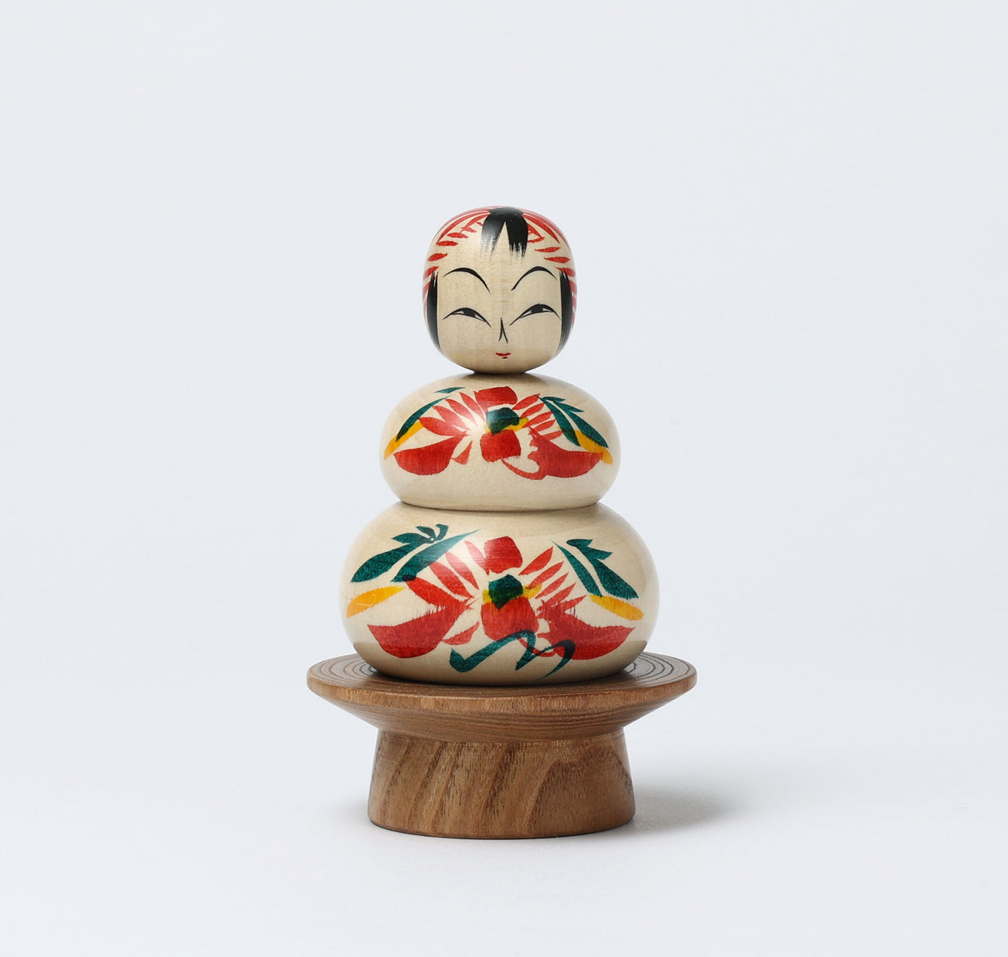 Kagamimochi kokeshi doll on a plate-08 | HAYASAKA, Masahiro | 10cm in height