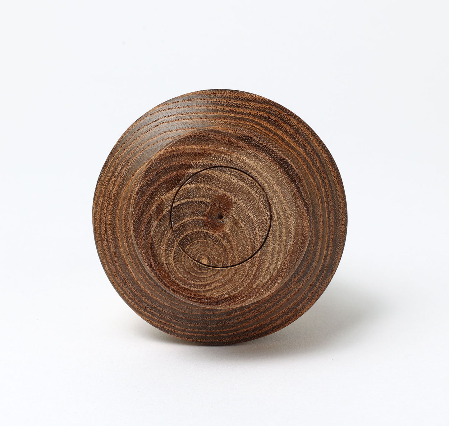 Kagamimochi kokeshi doll on a plate-08 | HAYASAKA, Masahiro | 10cm in height