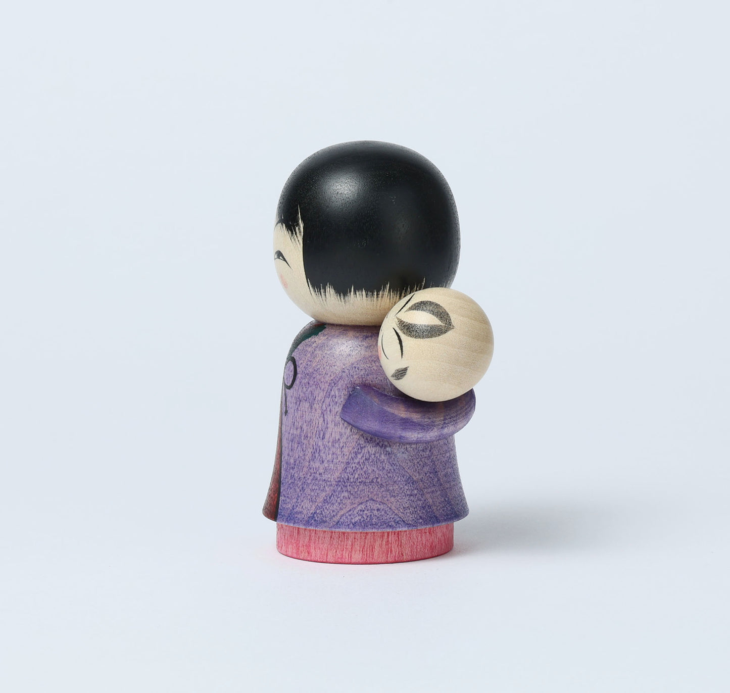 Komori-Babysitting kokeshi doll 子守りこけし | HAYASAKA, Masahiro 早坂政弘工人 | Togatta style 遠刈田系 | 9cm in height