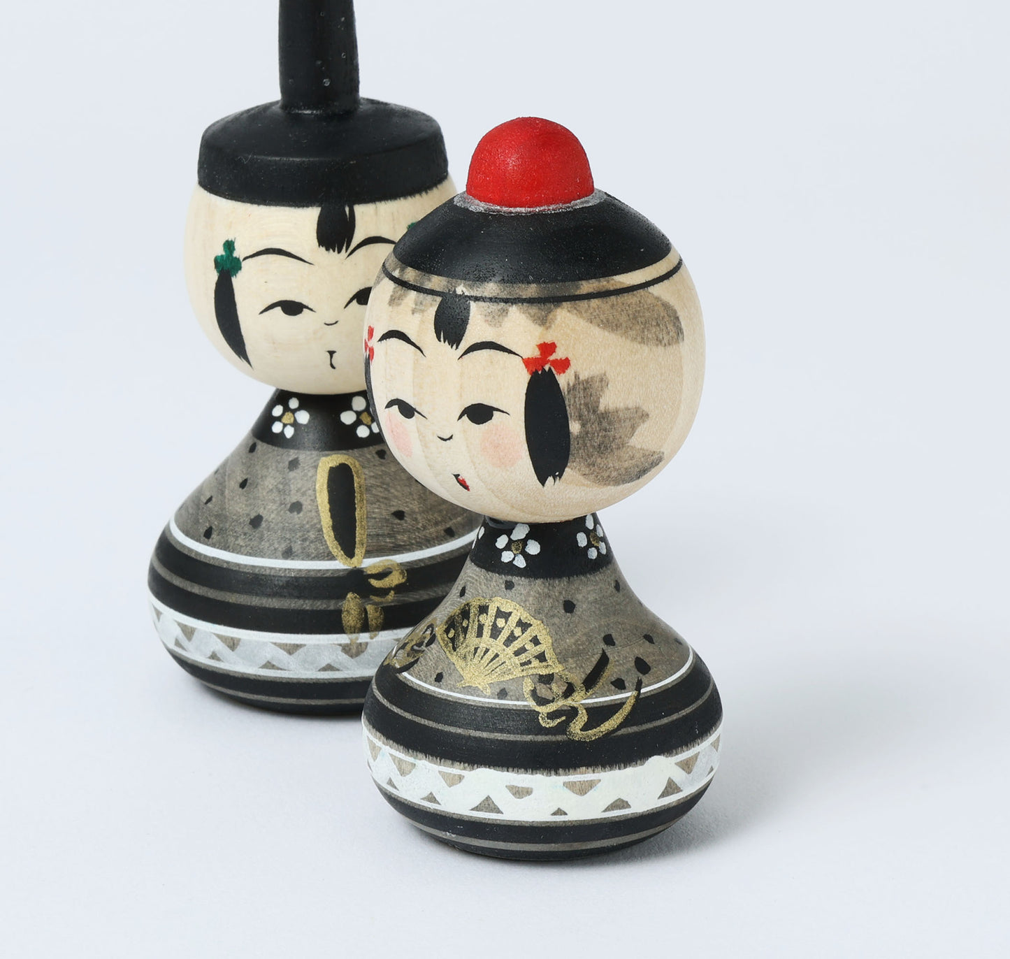 【雛こけし-5】Hina kokeshi doll | IKEUCHI, Shione | Yajiro style | 8.5cm in height // 弥治郎系 池内潮音工人, 高さ8.5cm