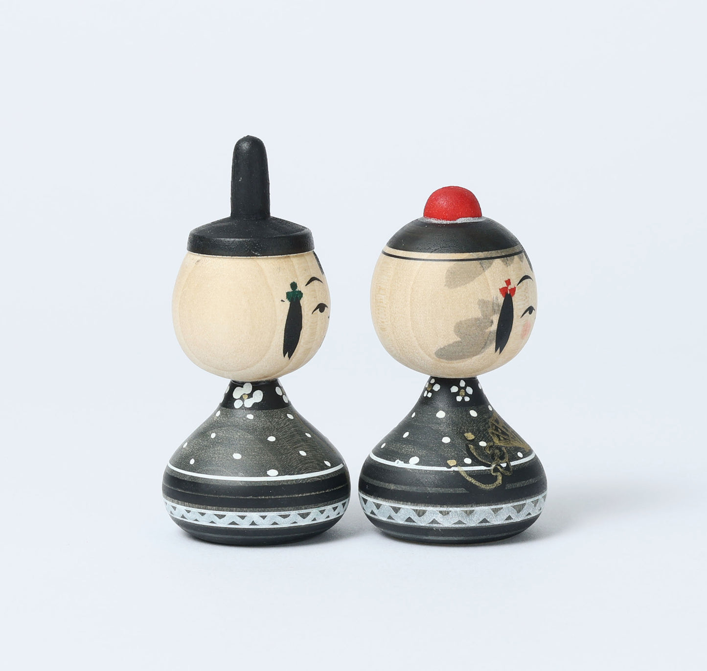 【雛こけし-6】Hina kokeshi doll | IKEUCHI, Shione | Yajiro style | 8.5cm in height // 弥治郎系 池内潮音工人, 高さ8.5cm