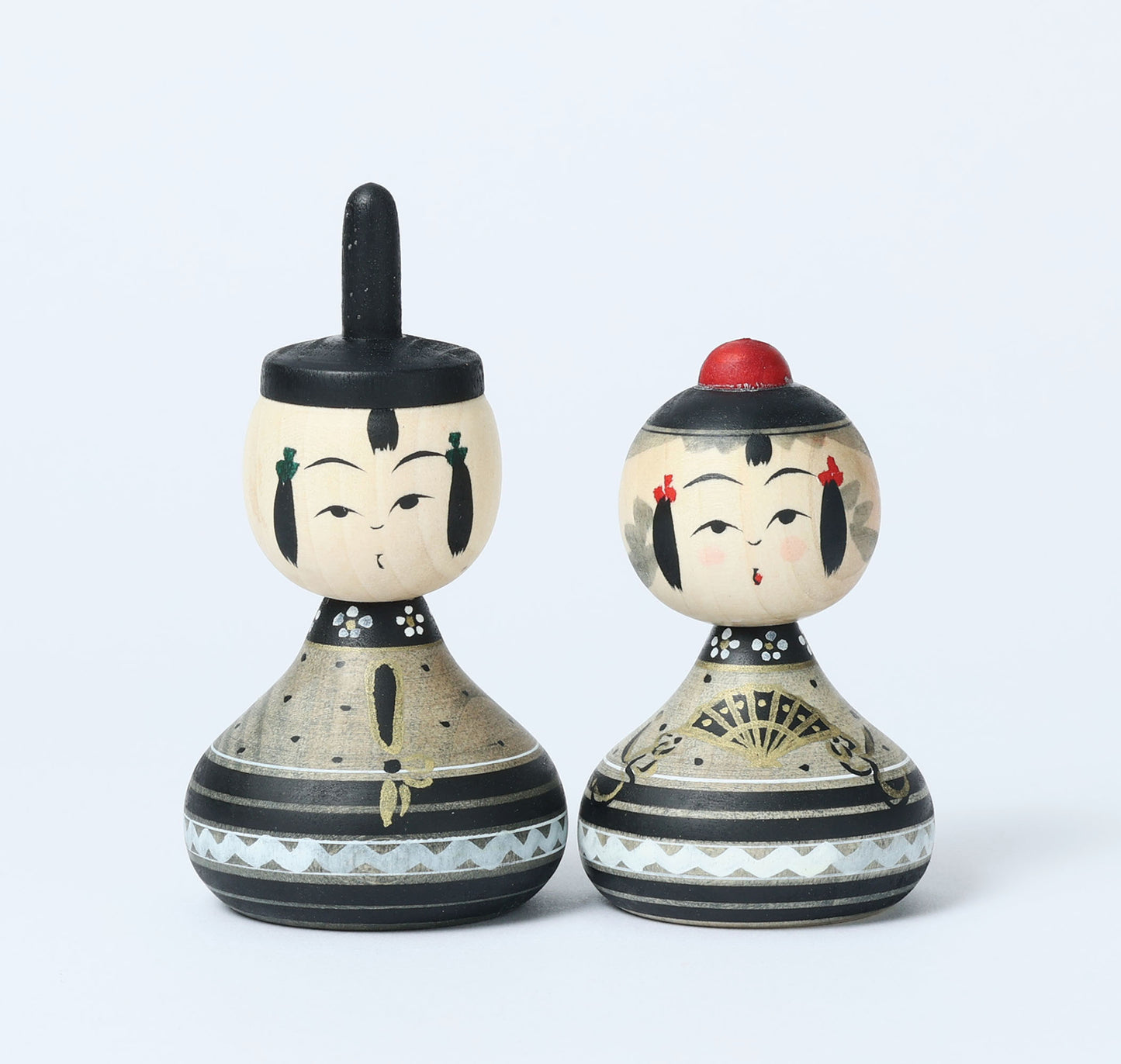【雛こけし-8】Hina kokeshi doll | IKEUCHI, Shione | Yajiro style | 10.5cm in height // 弥治郎系 池内潮音工人, 高さ10.5cm