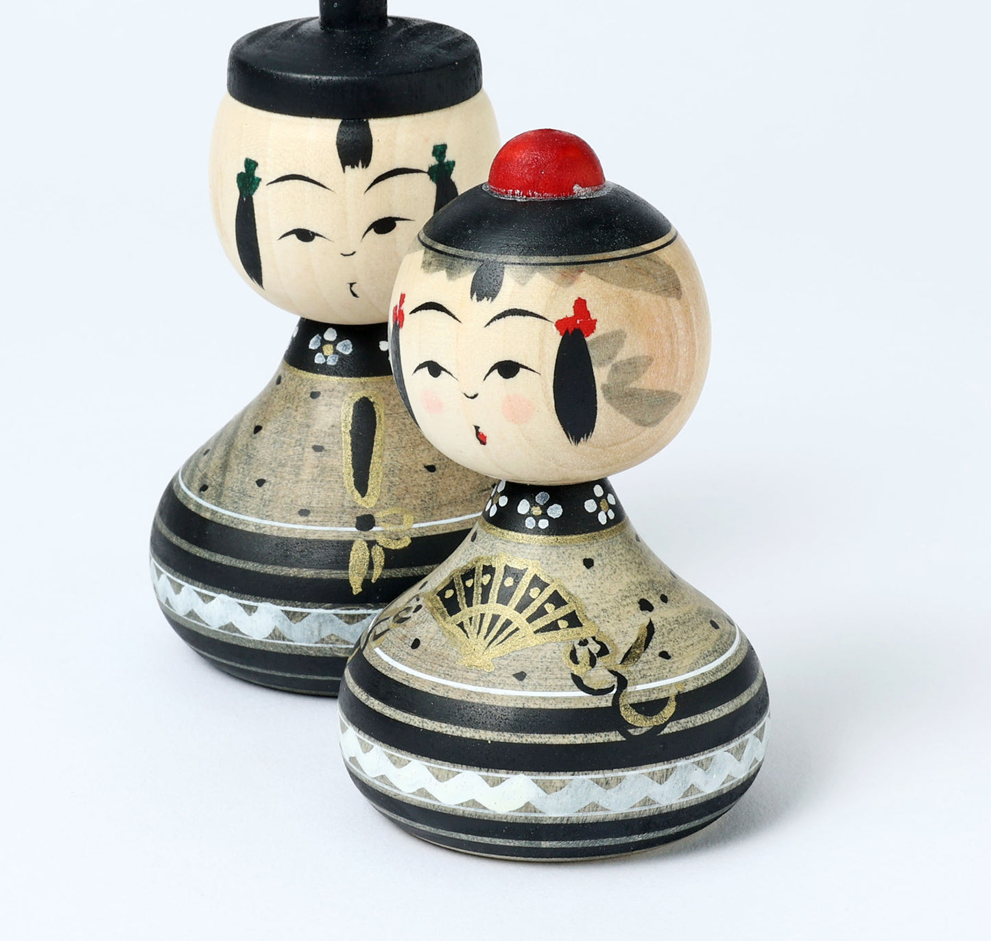 【雛こけし-8】Hina kokeshi doll | IKEUCHI, Shione | Yajiro style | 10.5cm in height // 弥治郎系 池内潮音工人, 高さ10.5cm