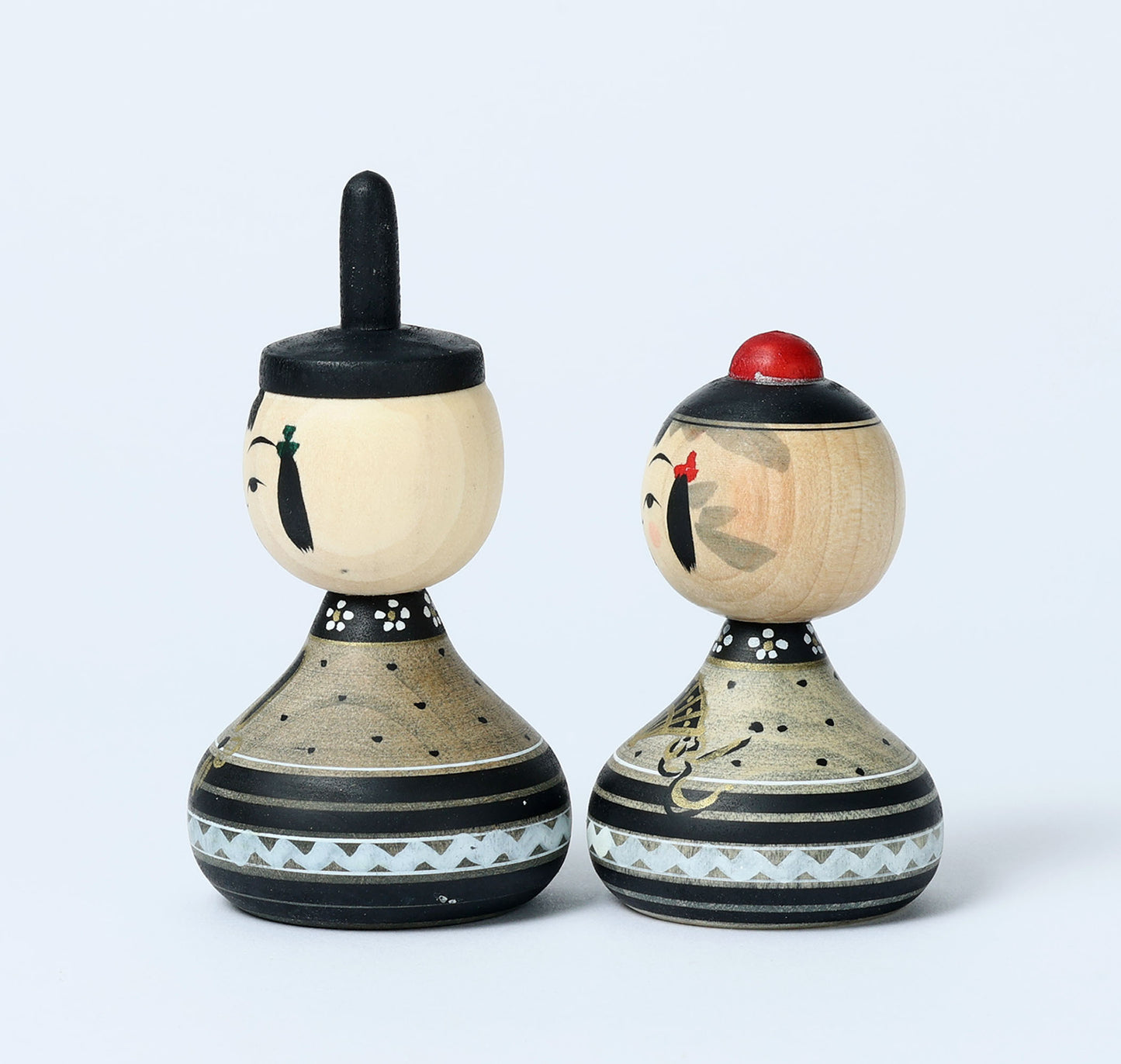 【雛こけし-8】Hina kokeshi doll | IKEUCHI, Shione | Yajiro style | 10.5cm in height // 弥治郎系 池内潮音工人, 高さ10.5cm