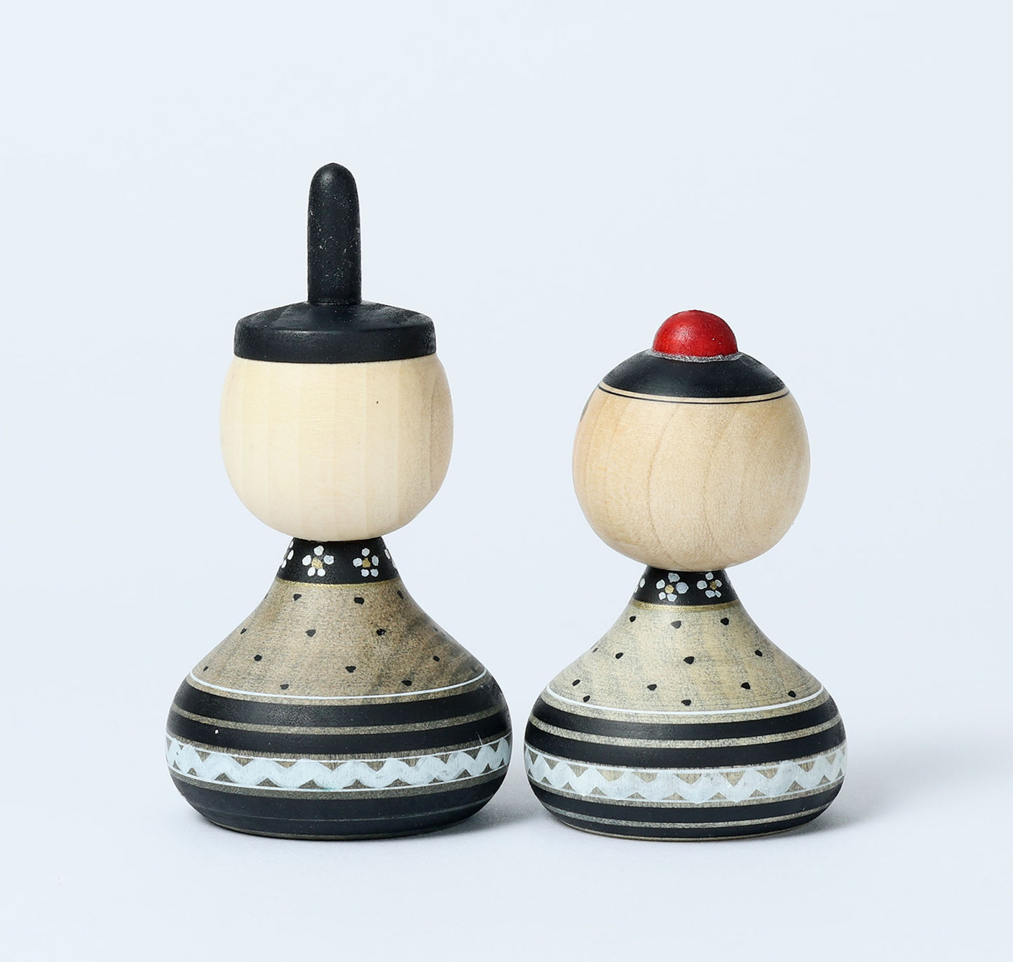 【雛こけし-8】Hina kokeshi doll | IKEUCHI, Shione | Yajiro style | 10.5cm in height // 弥治郎系 池内潮音工人, 高さ10.5cm