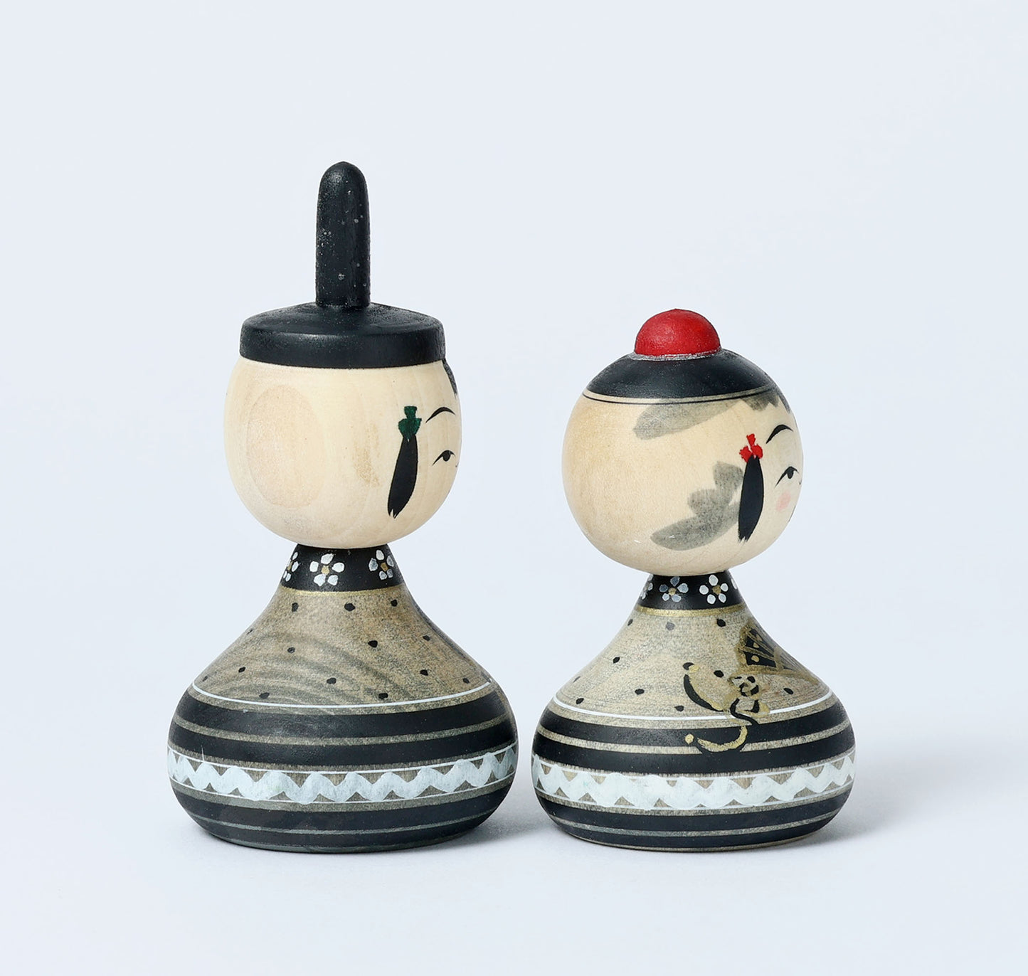 【雛こけし-8】Hina kokeshi doll | IKEUCHI, Shione | Yajiro style | 10.5cm in height // 弥治郎系 池内潮音工人, 高さ10.5cm
