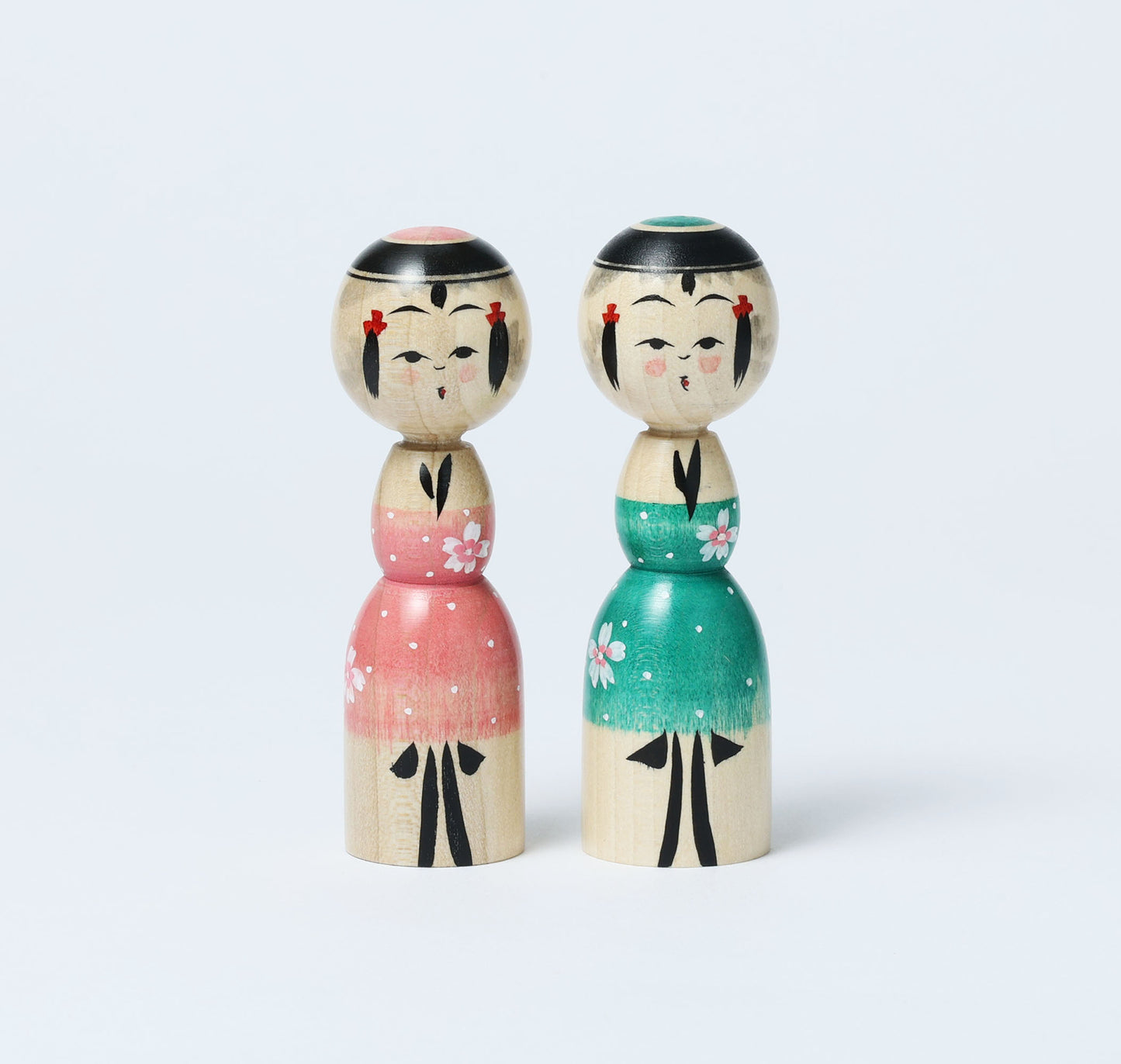 桜こけし | 池内潮音工人 弥治郎系 | 高さ 9cm