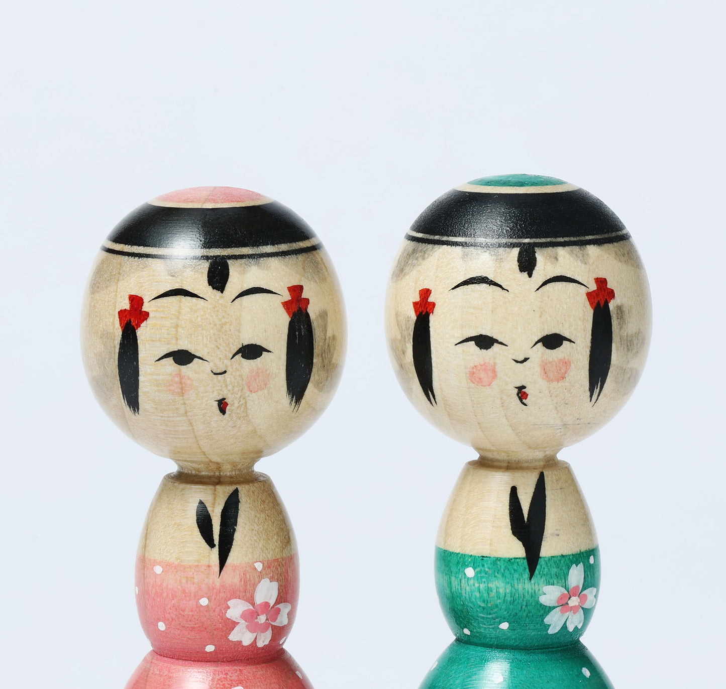 桜こけし | 池内潮音工人 弥治郎系 | 高さ 9cm