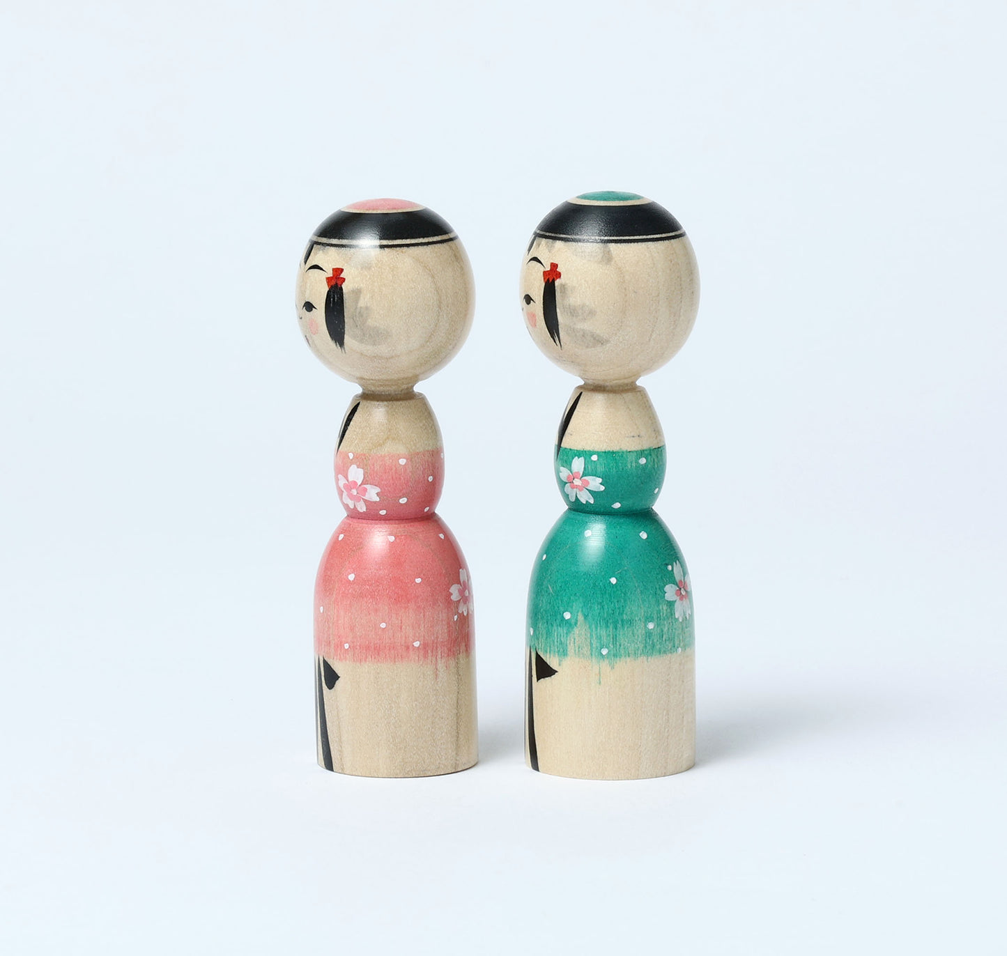 桜こけし | 池内潮音工人 弥治郎系 | 高さ 9cm