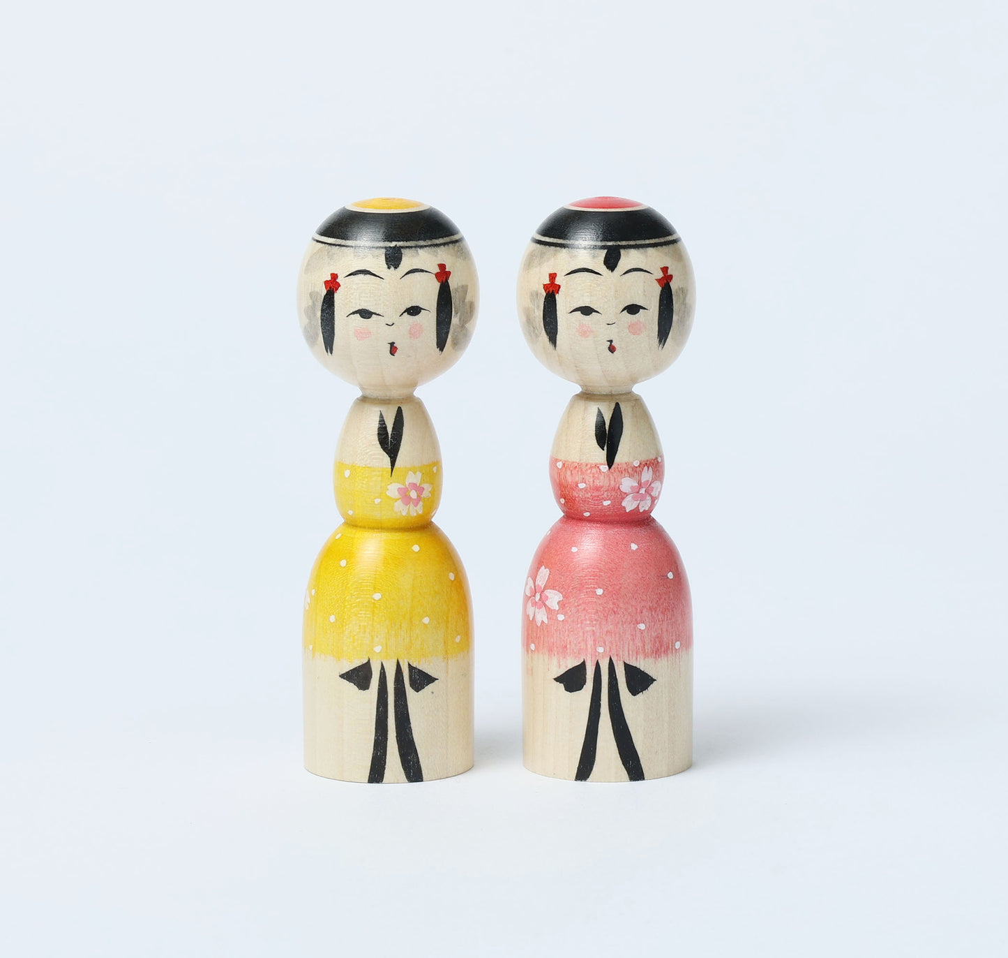 桜こけし | 池内潮音工人 弥治郎系 | 高さ 9cm