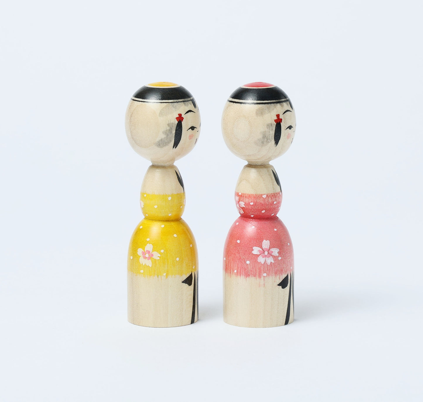 桜こけし | 池内潮音工人 弥治郎系 | 高さ 9cm